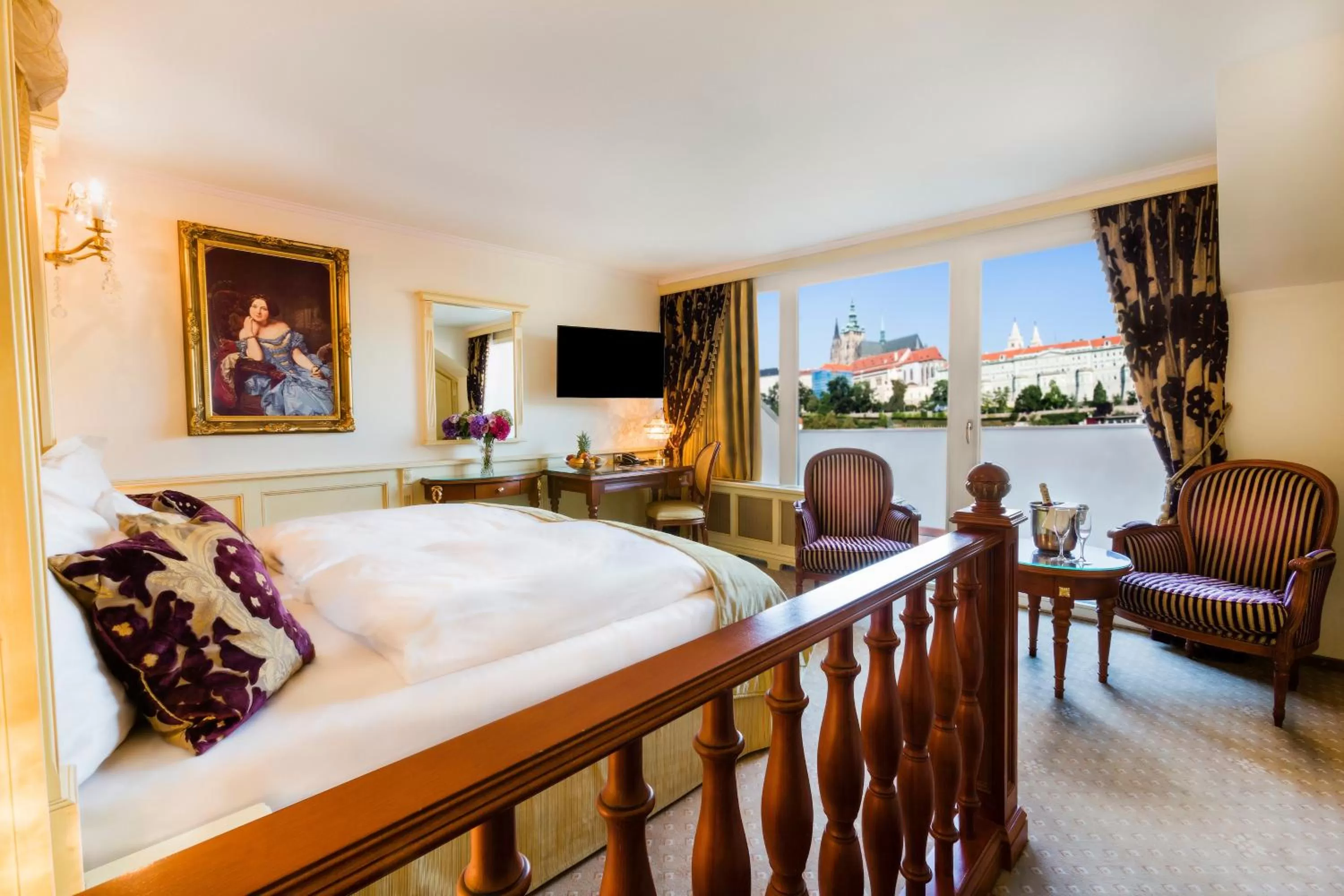 Presidential Suite in Luxury Family Hotel Royal Palace