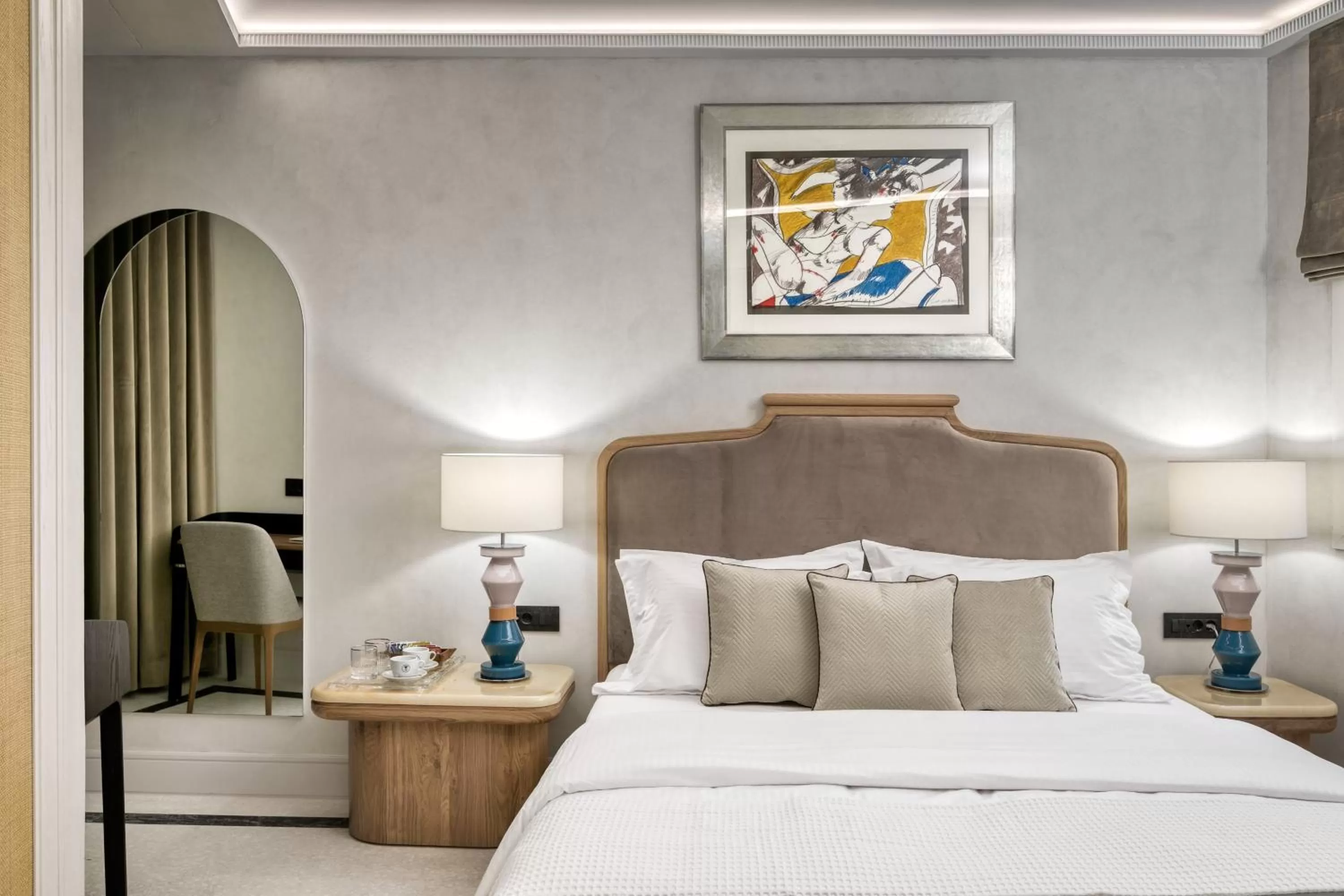 Deluxe Suite with Balcony in Athenian Foss