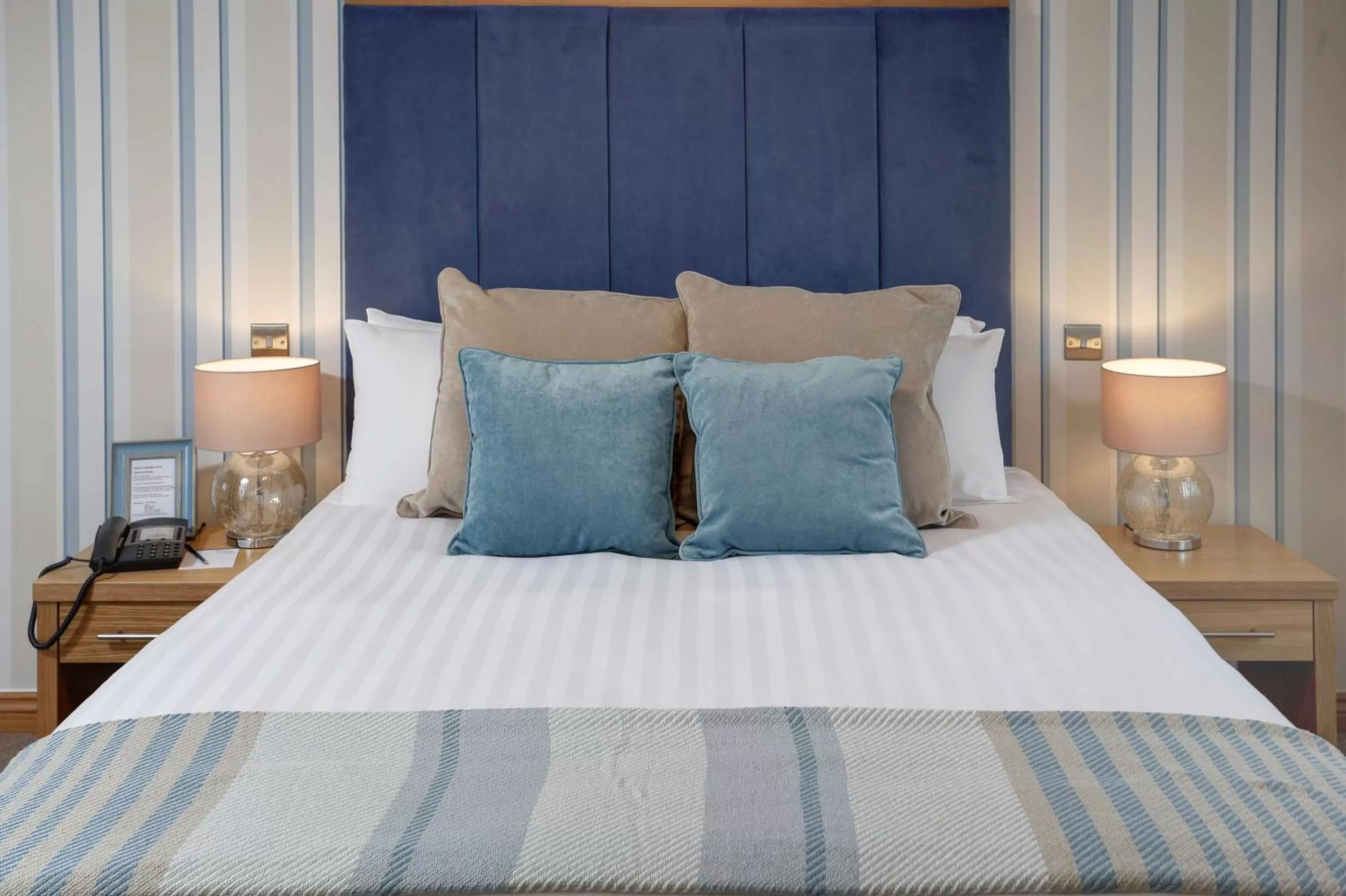 Executive Double Room with Double Bed and Sea View - Non-Smoking in Best Western Princes Marine Hotel