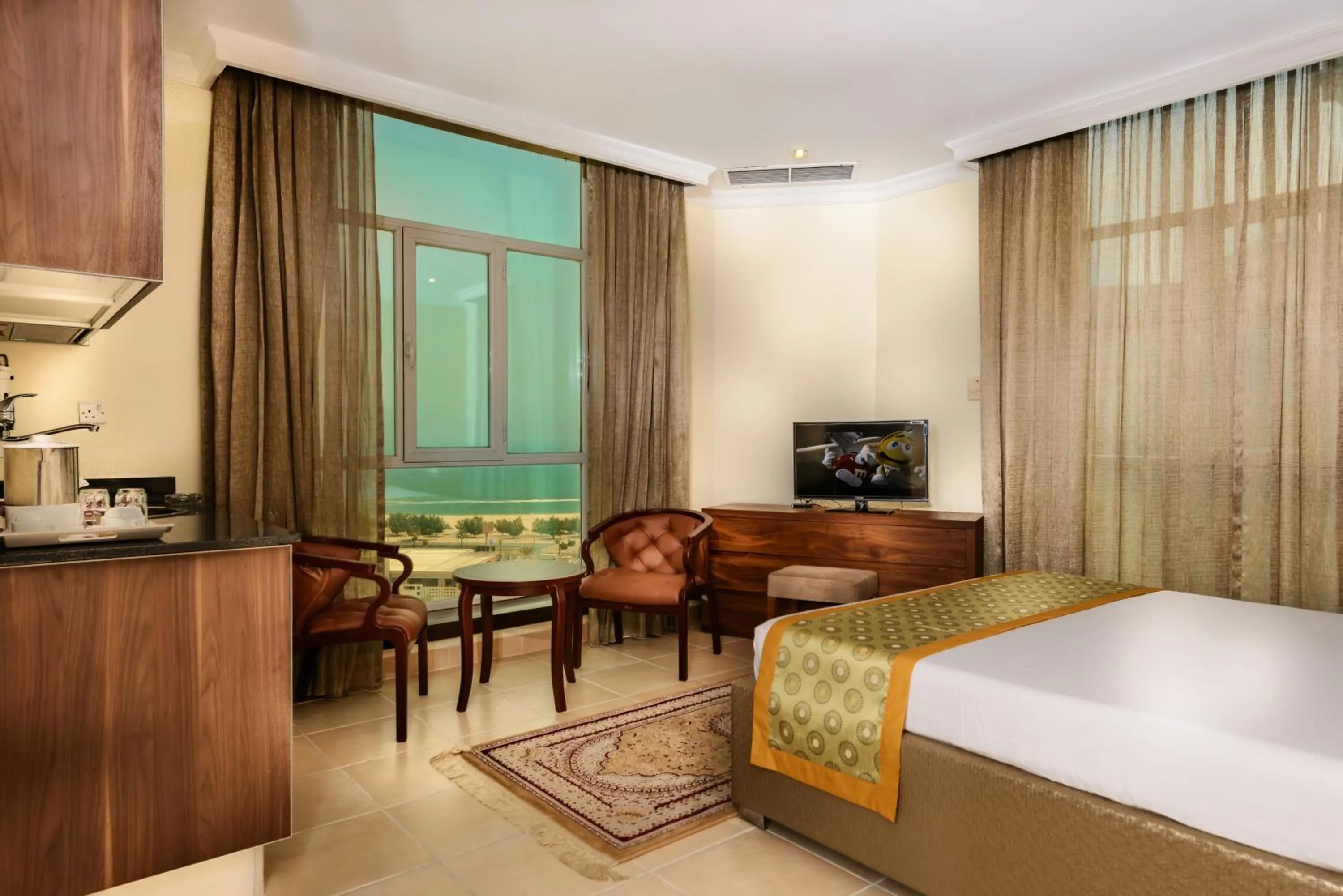 Standard King Room in Bravo Royal Hotel Suites