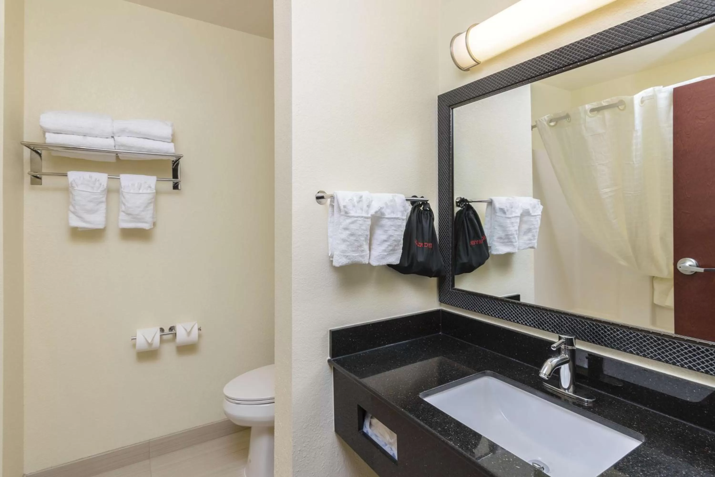 Two Bedroom King Suite in Best Western Concord Inn and Suites