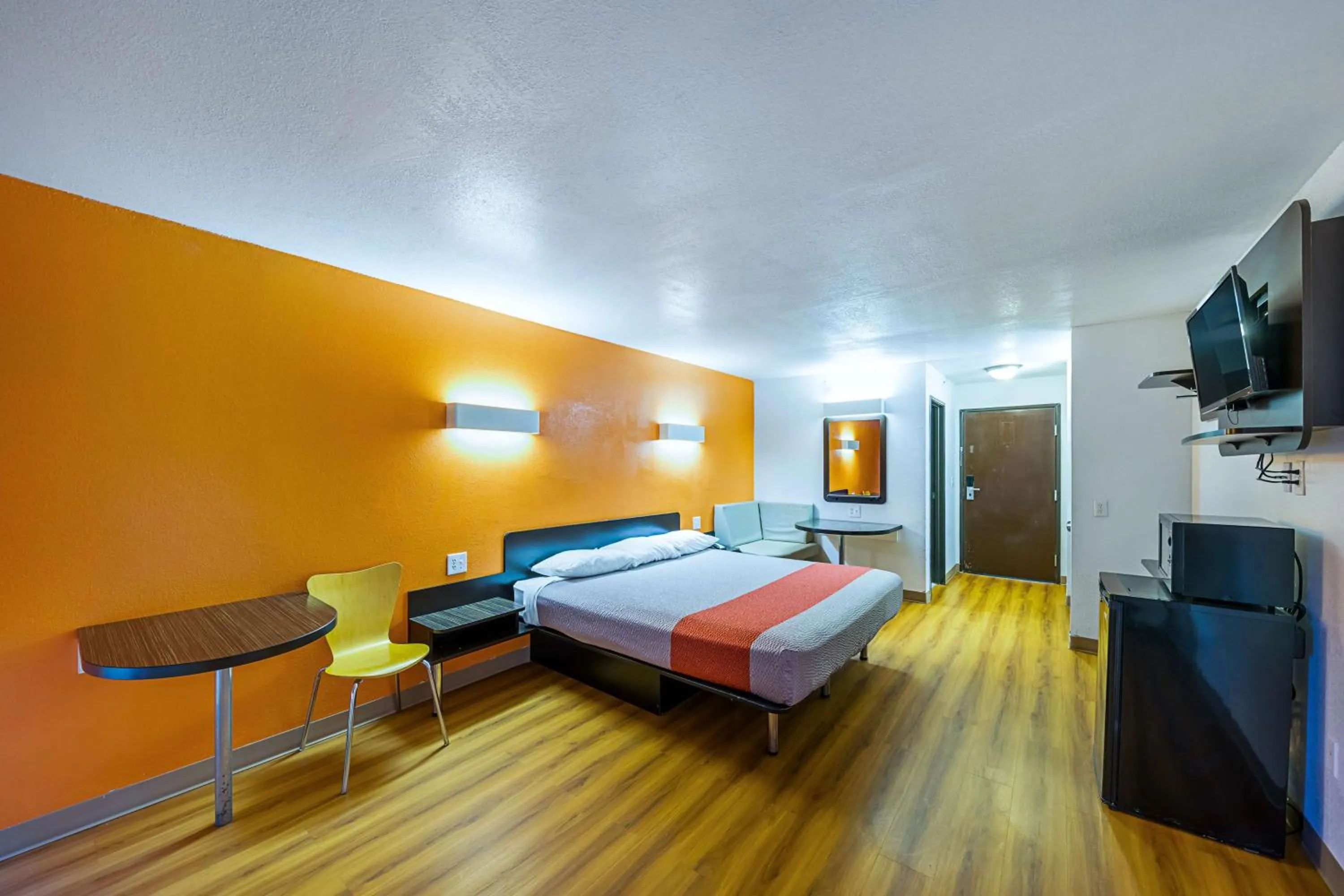 King Room - single occupancy - Smoking  in Motel 6-Amarillo, TX