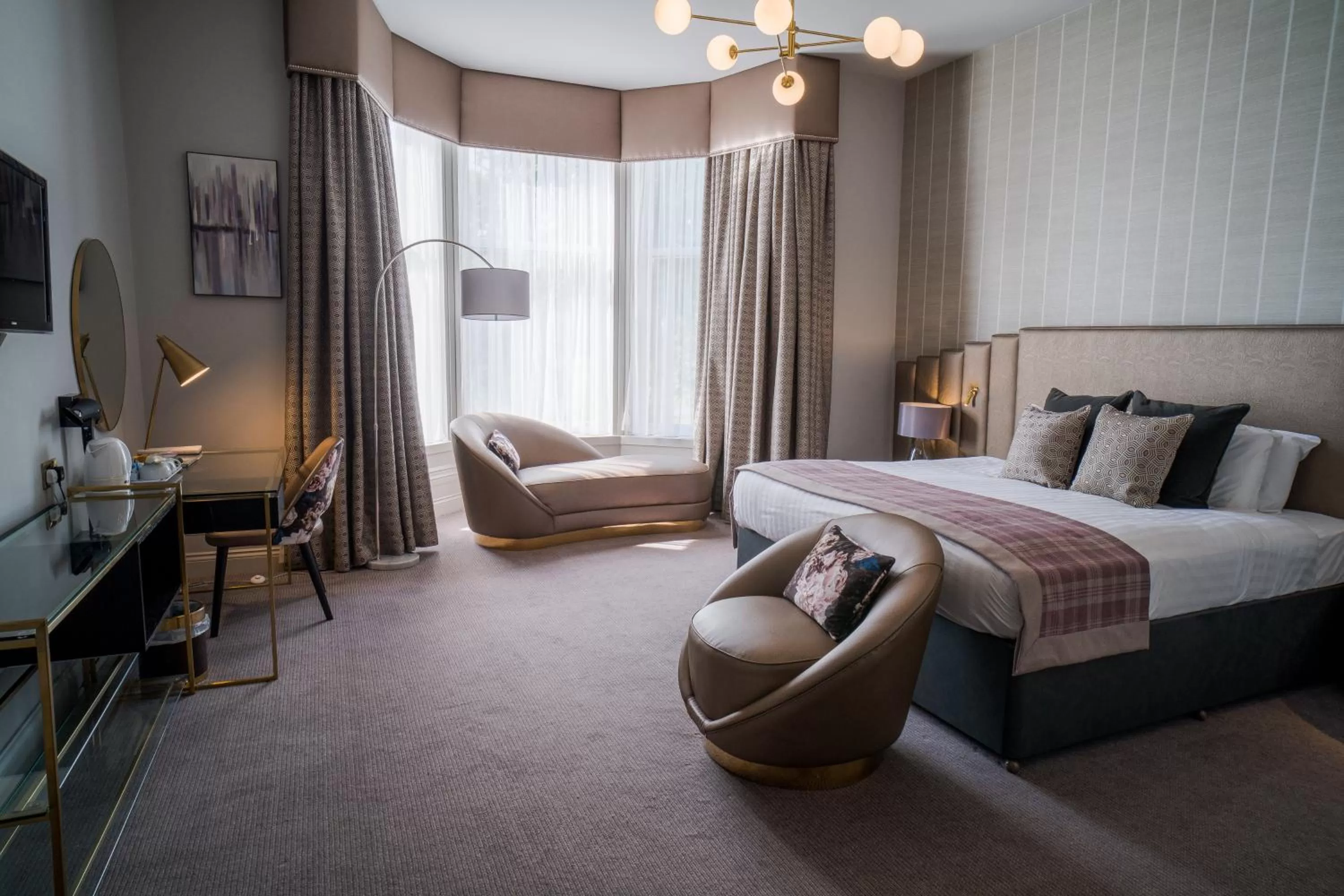 Executive King Room in Number 10 Hotel