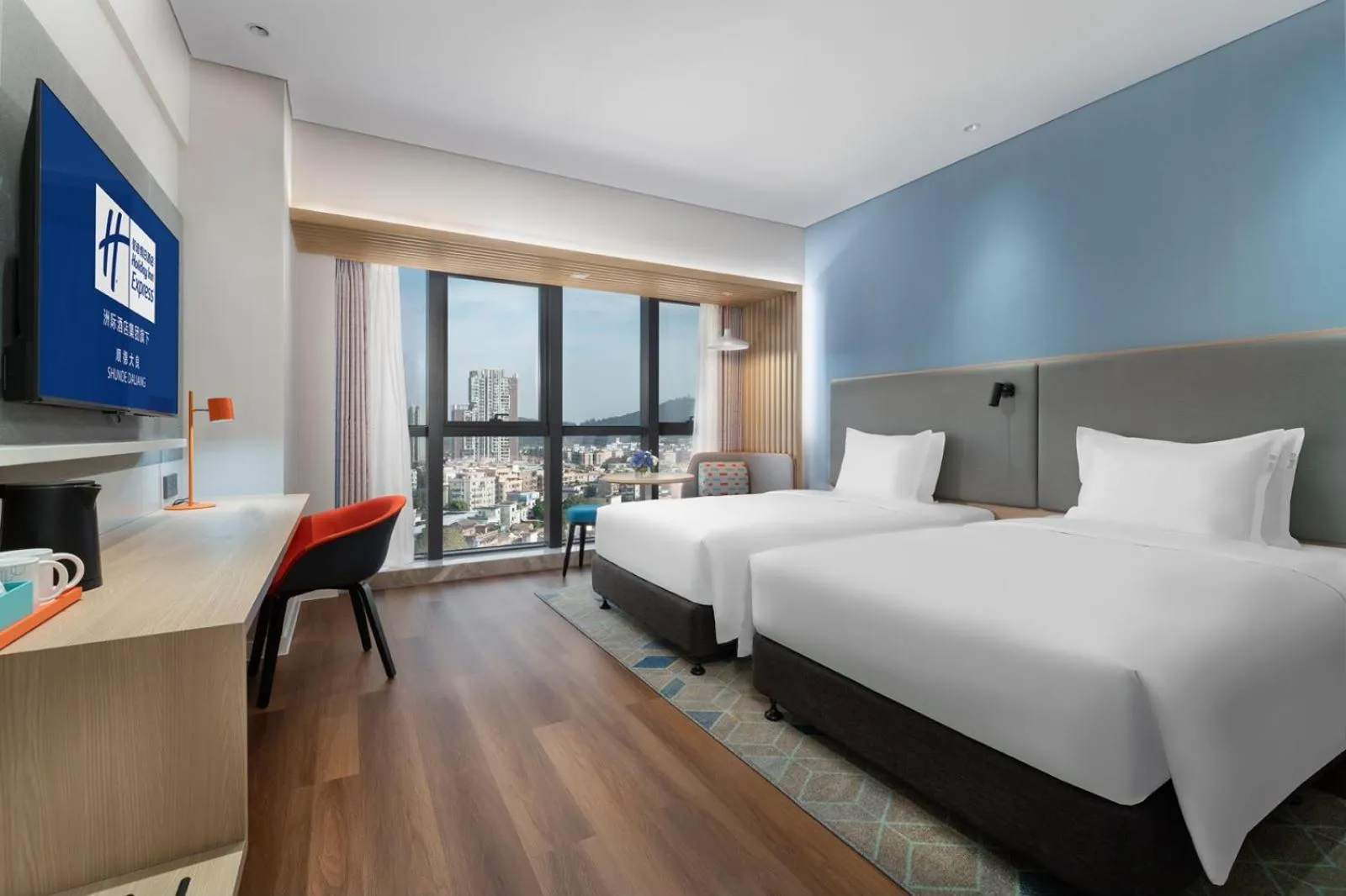 High Floor Standard Twin Room in Holiday Inn Express Shunde Daliang by IHG