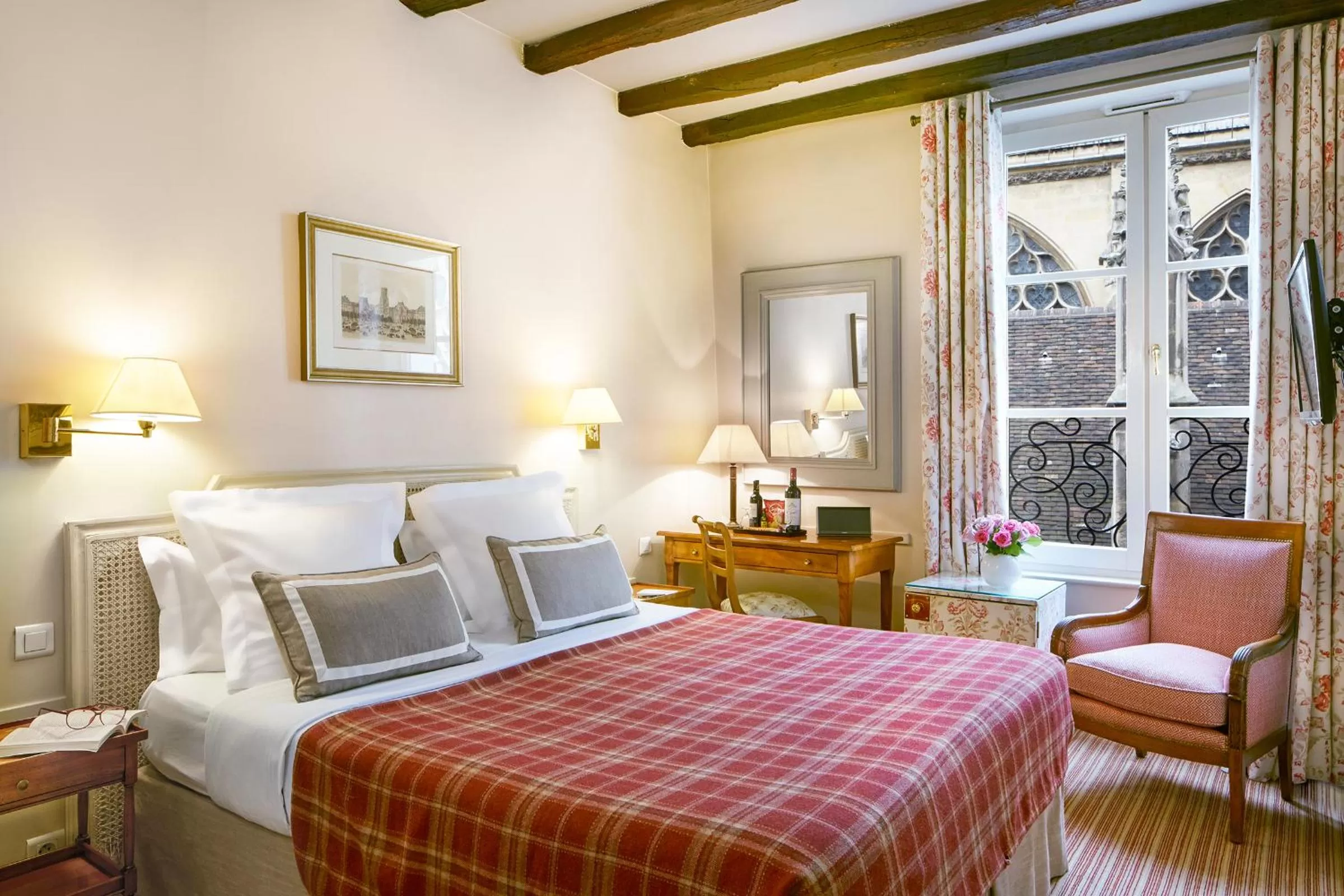 2 Connecting Rooms (4 Adults) in Relais Du Louvre