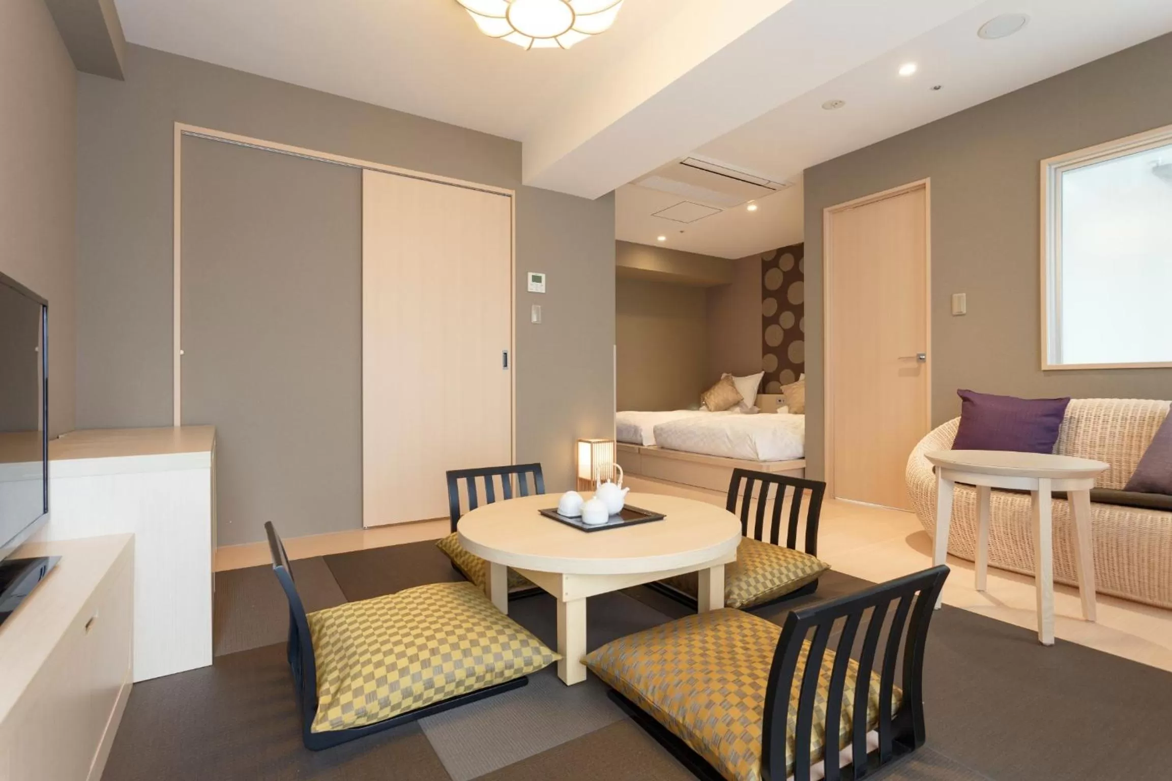 Superior Family Room with Tatami Area - Non-Smoking in Osaka View Hotel Honmachi