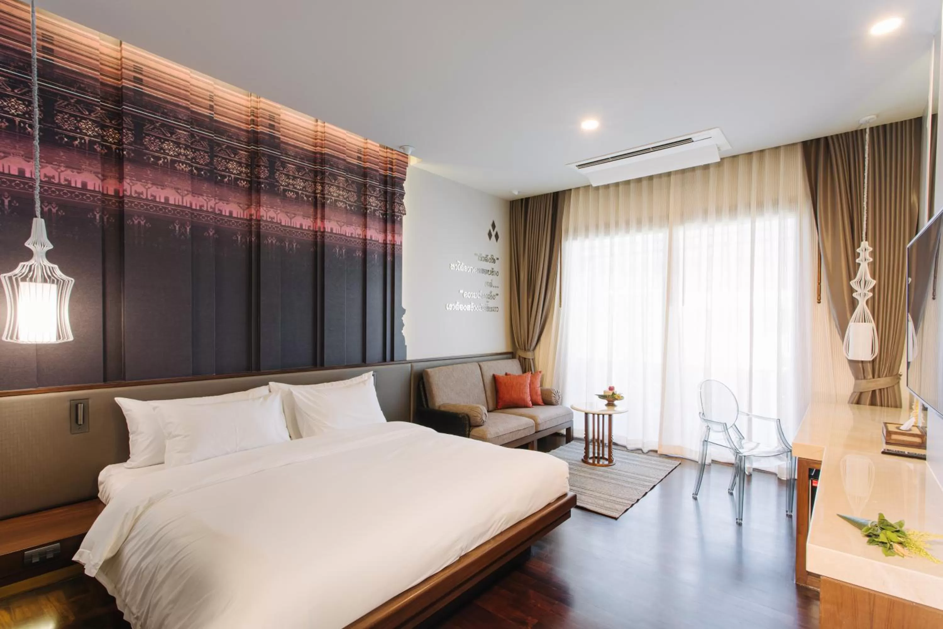 Luxury Room, 1 King Pool Access - Non Smoking in T Heritage Hotel