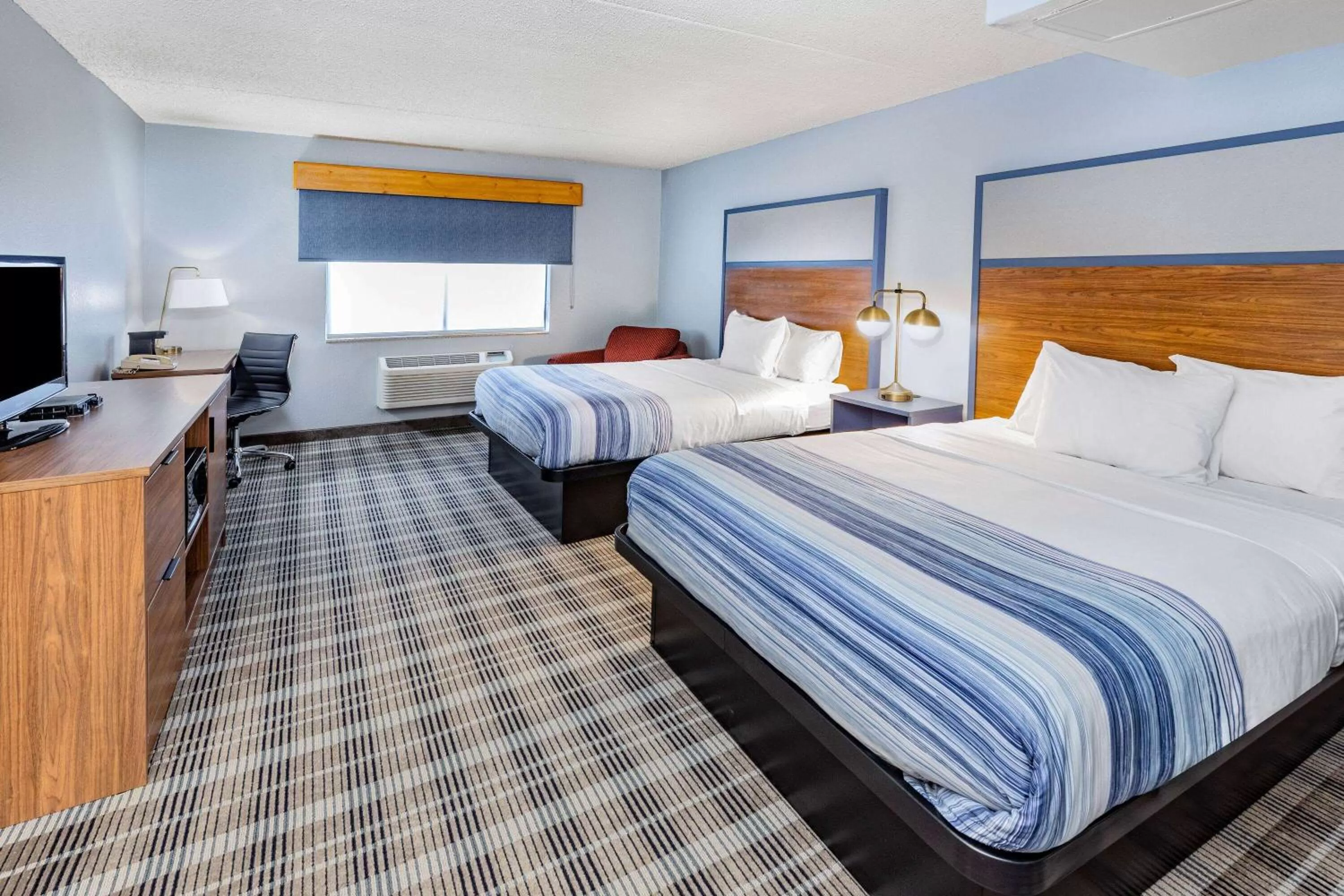 Deluxe Queen Room - Mobility Access/Non-Smoking in AmericInn by Wyndham Sayre
