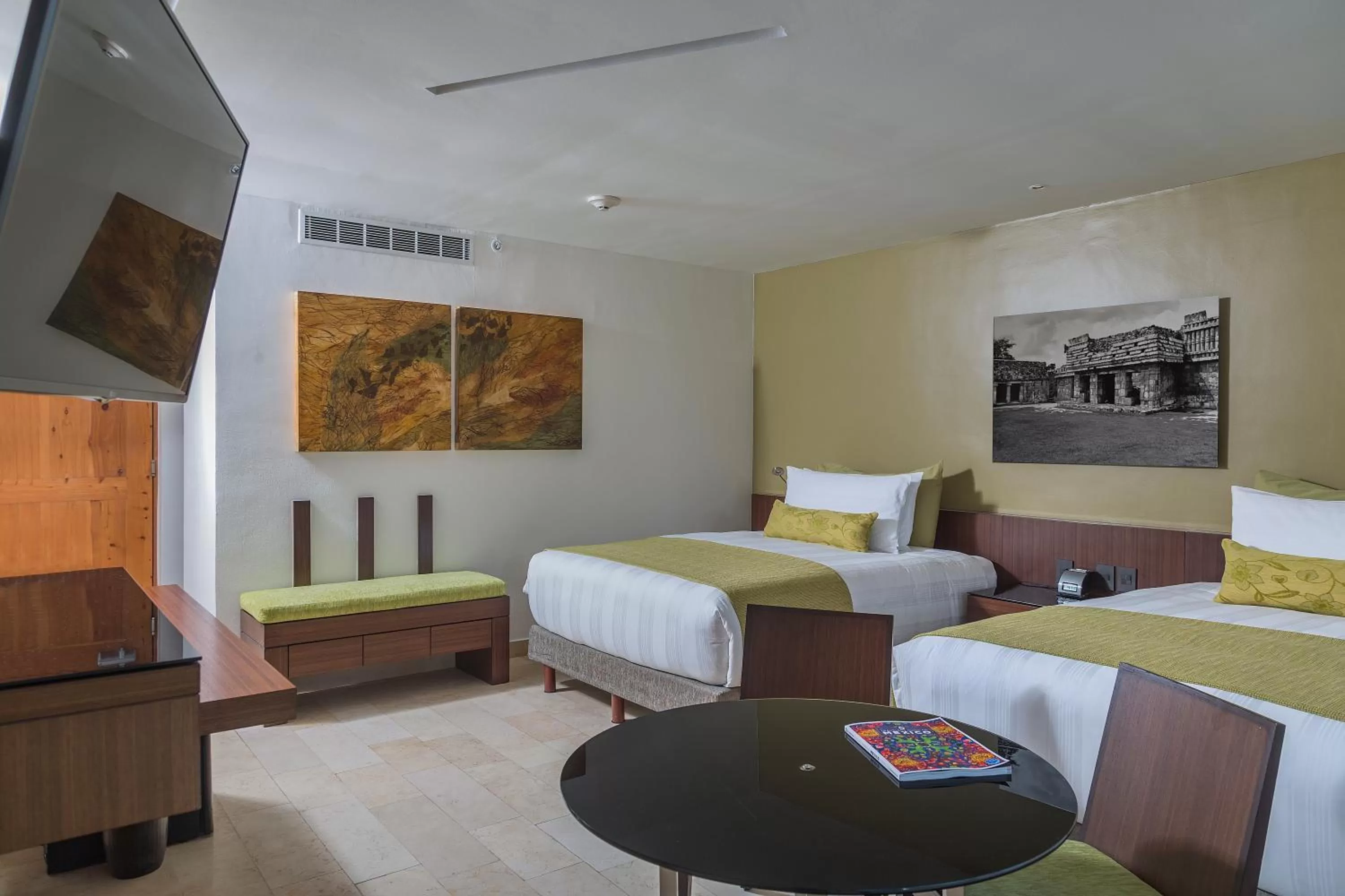 Classic Queen Room with Two Queen Beds in Presidente InterContinental Cancun Resort