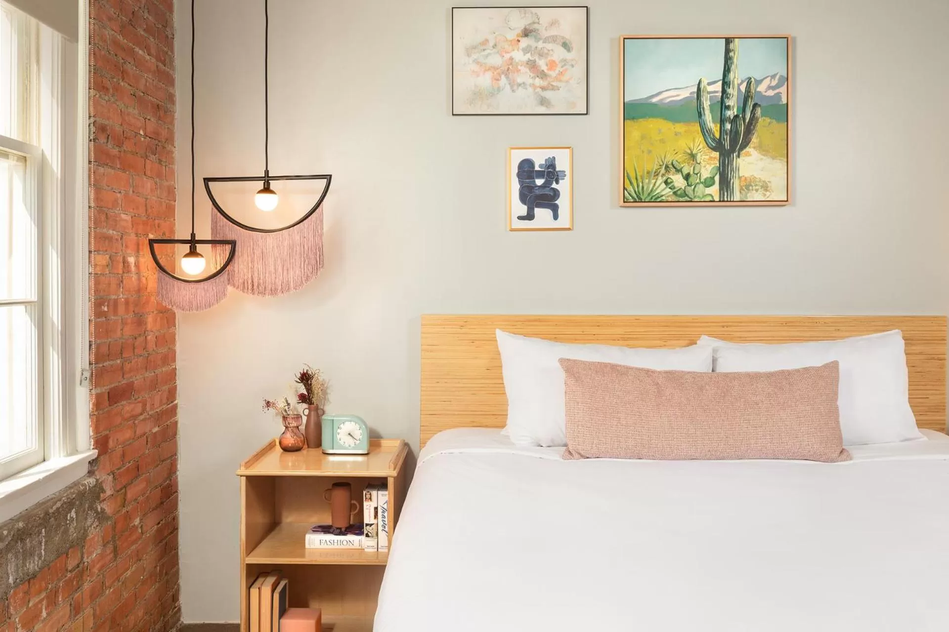 Queen Room with Two Queen Beds - Disability Access in Canvas Hotel Dallas