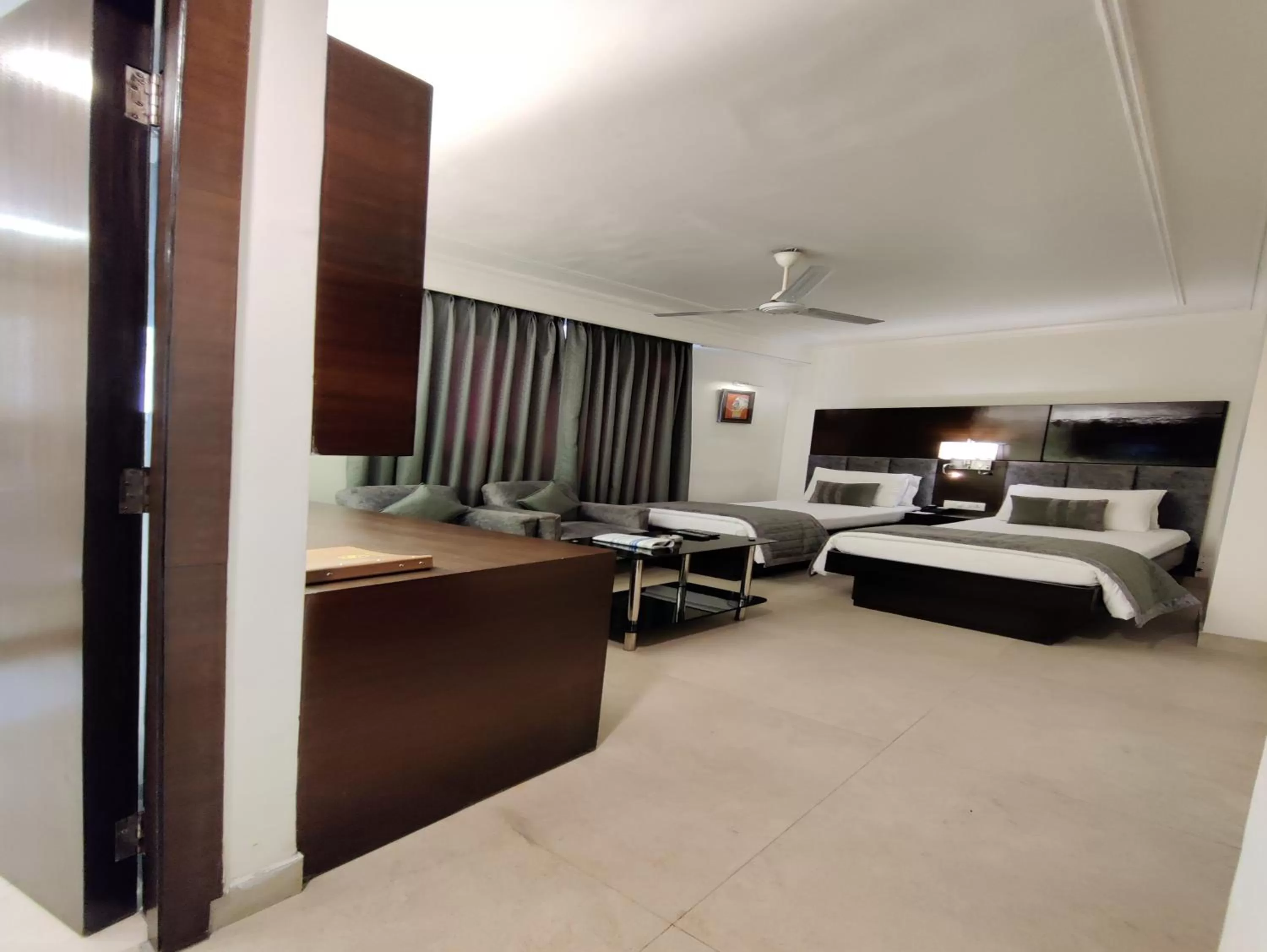 Deluxe Double or Twin Room - single occupancy in The Samilton