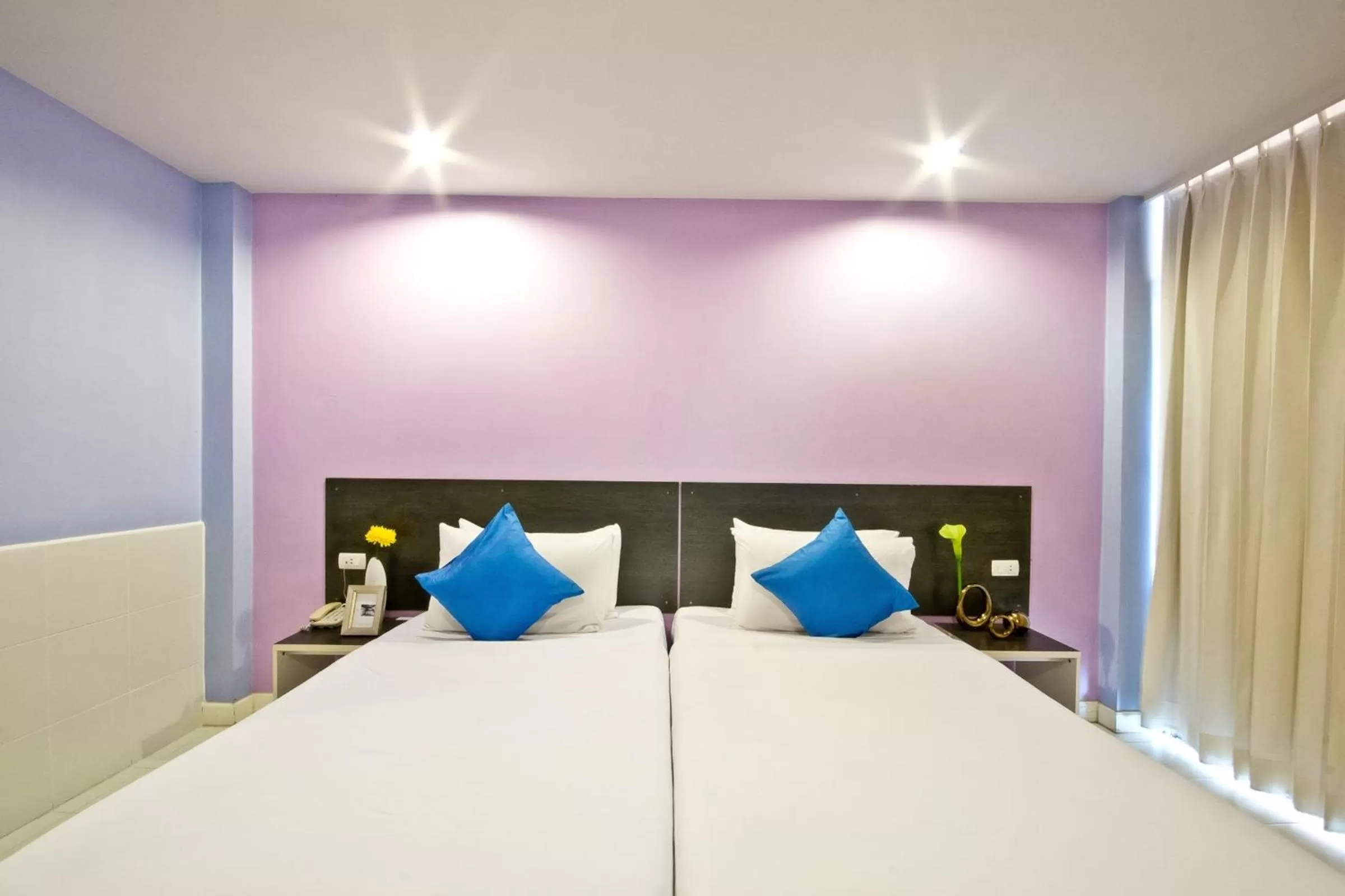 Superior Twin Room in Bella Express