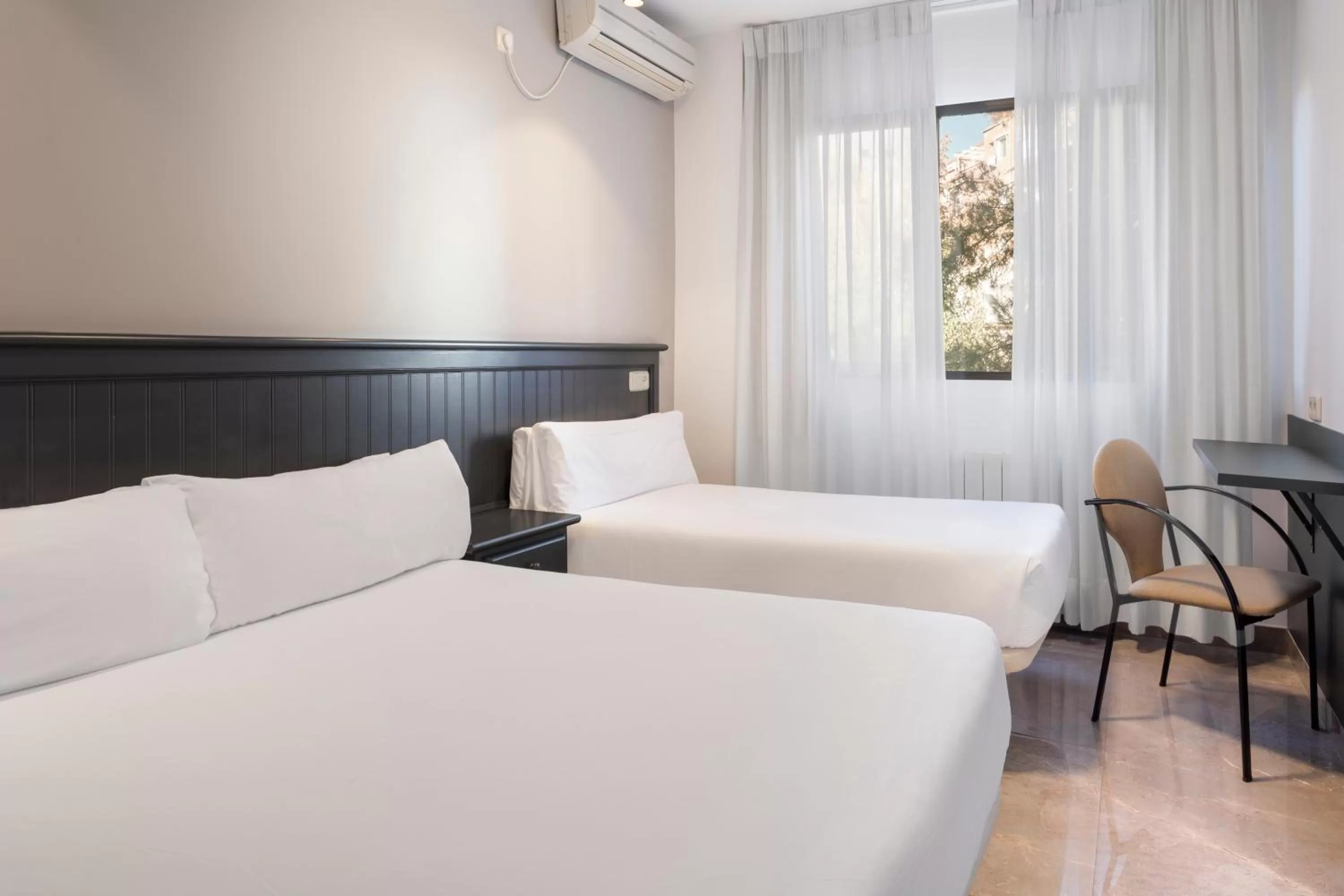 Triple Room in Hotel Victoria Valdemoro