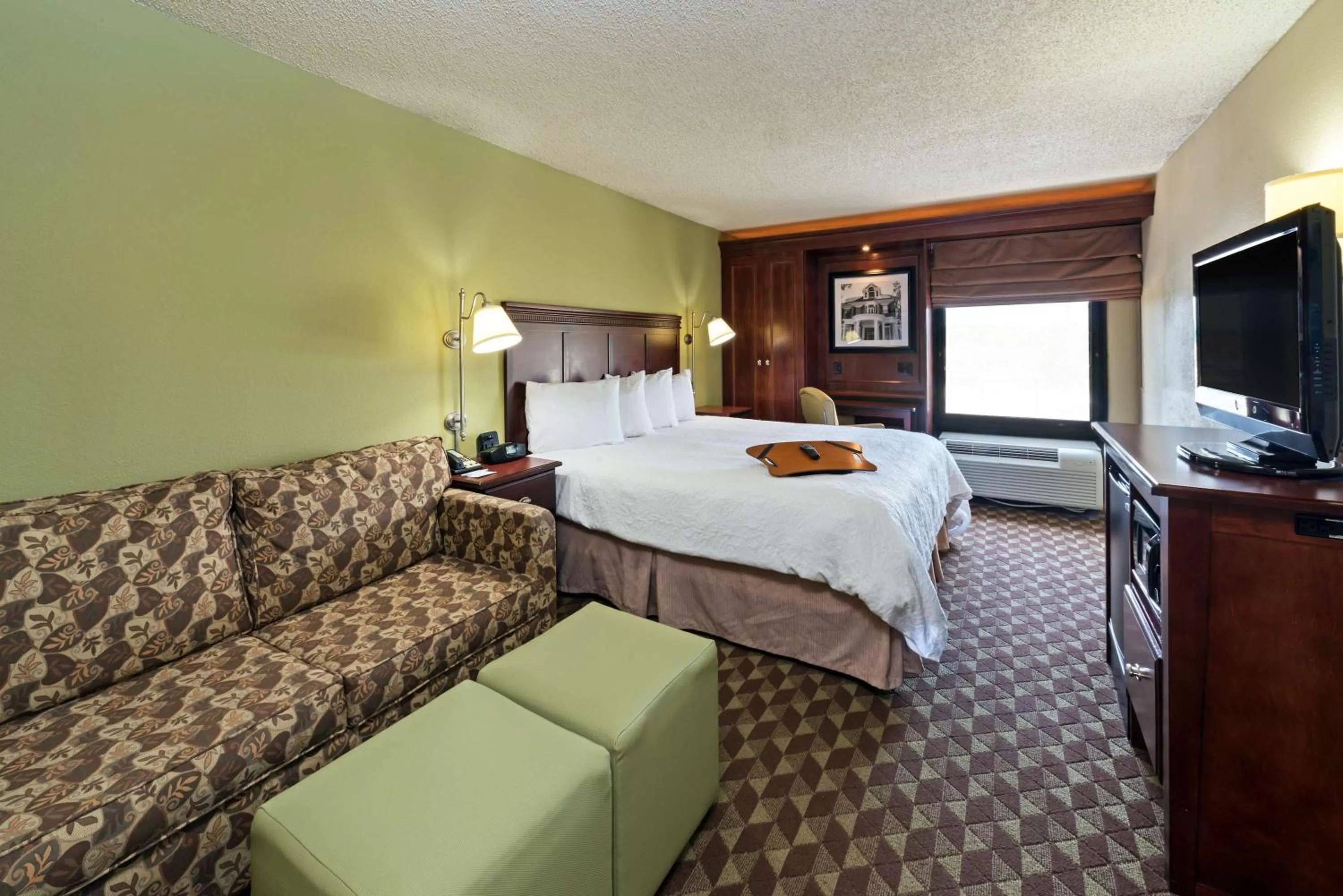 King Room with Sofa Bed and Study - Non-Smoking in Hampton Inn I-10 & College Drive