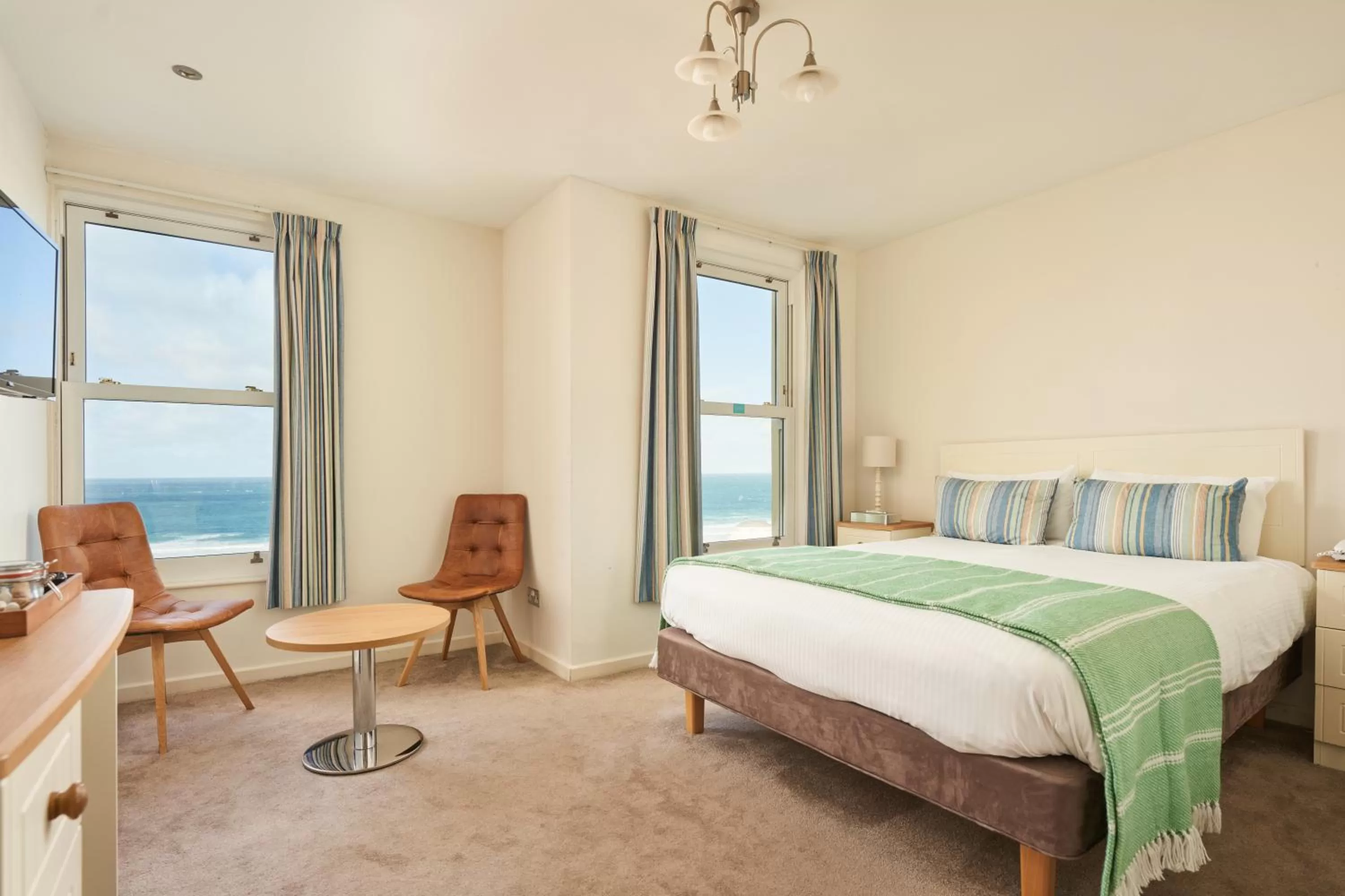 Superior Double Room with Coastal View in Great Western