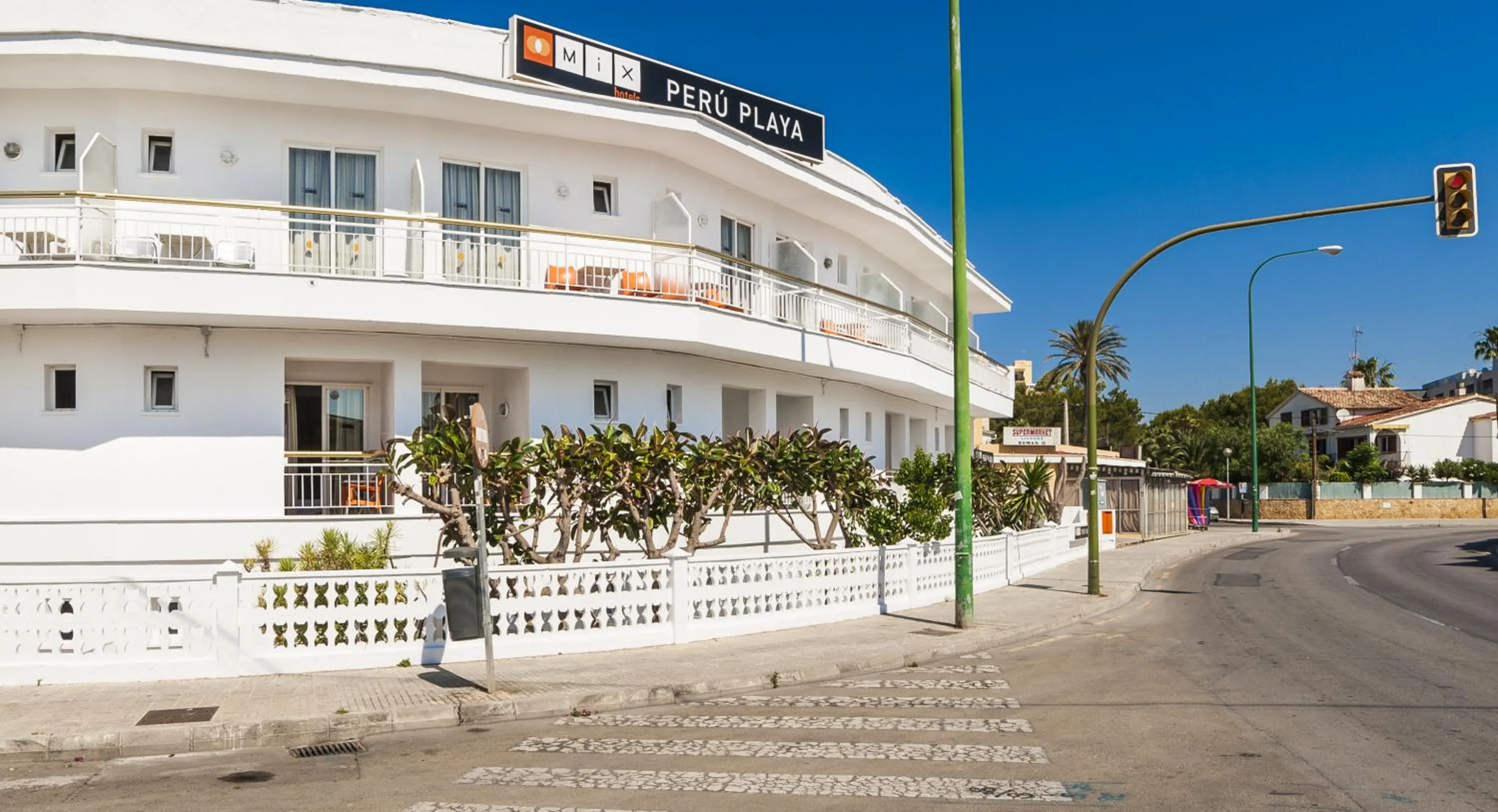 Property building in Mix Peru Playa