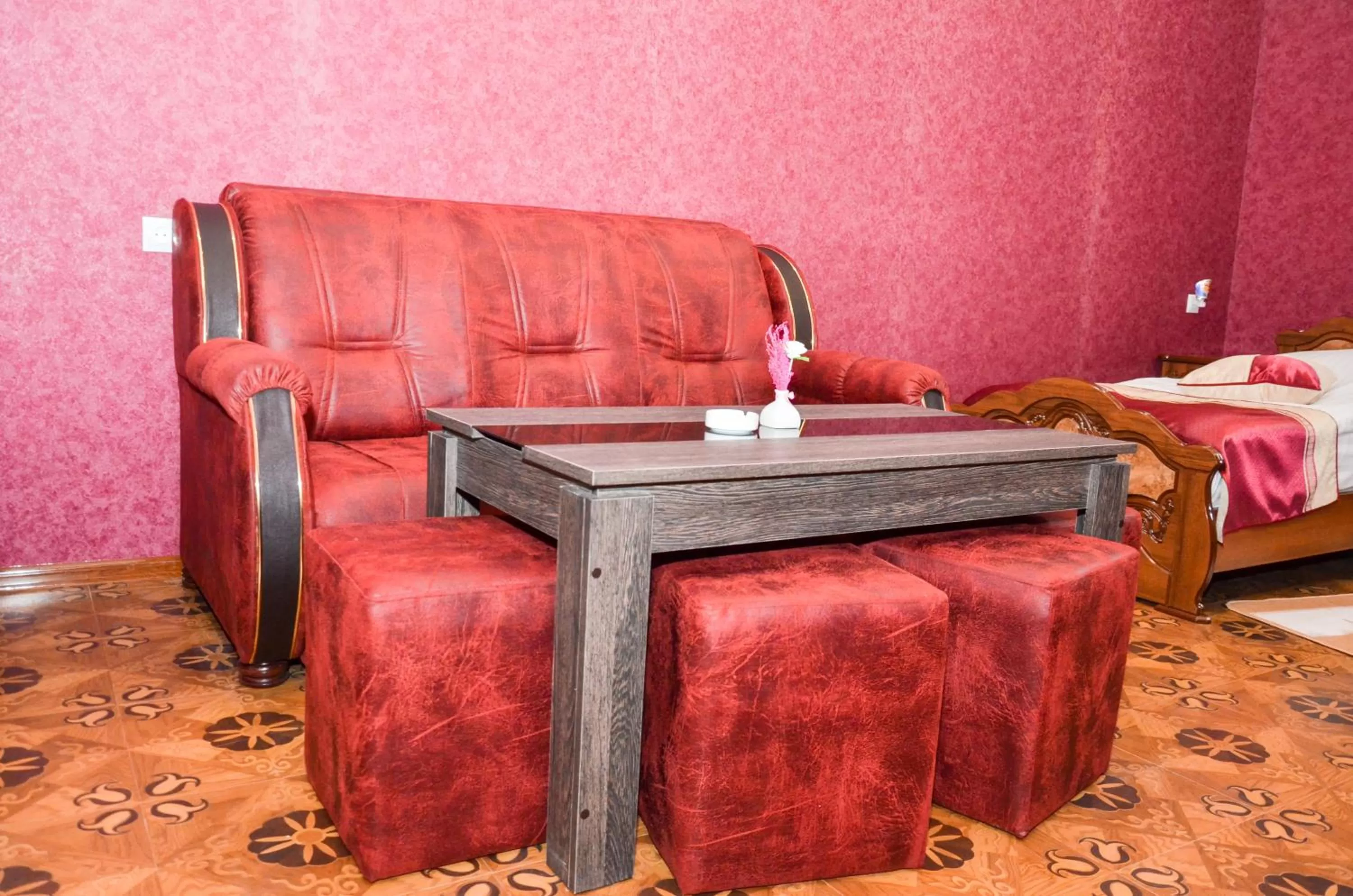 Twin Room with Shower in Zangezur Hotel