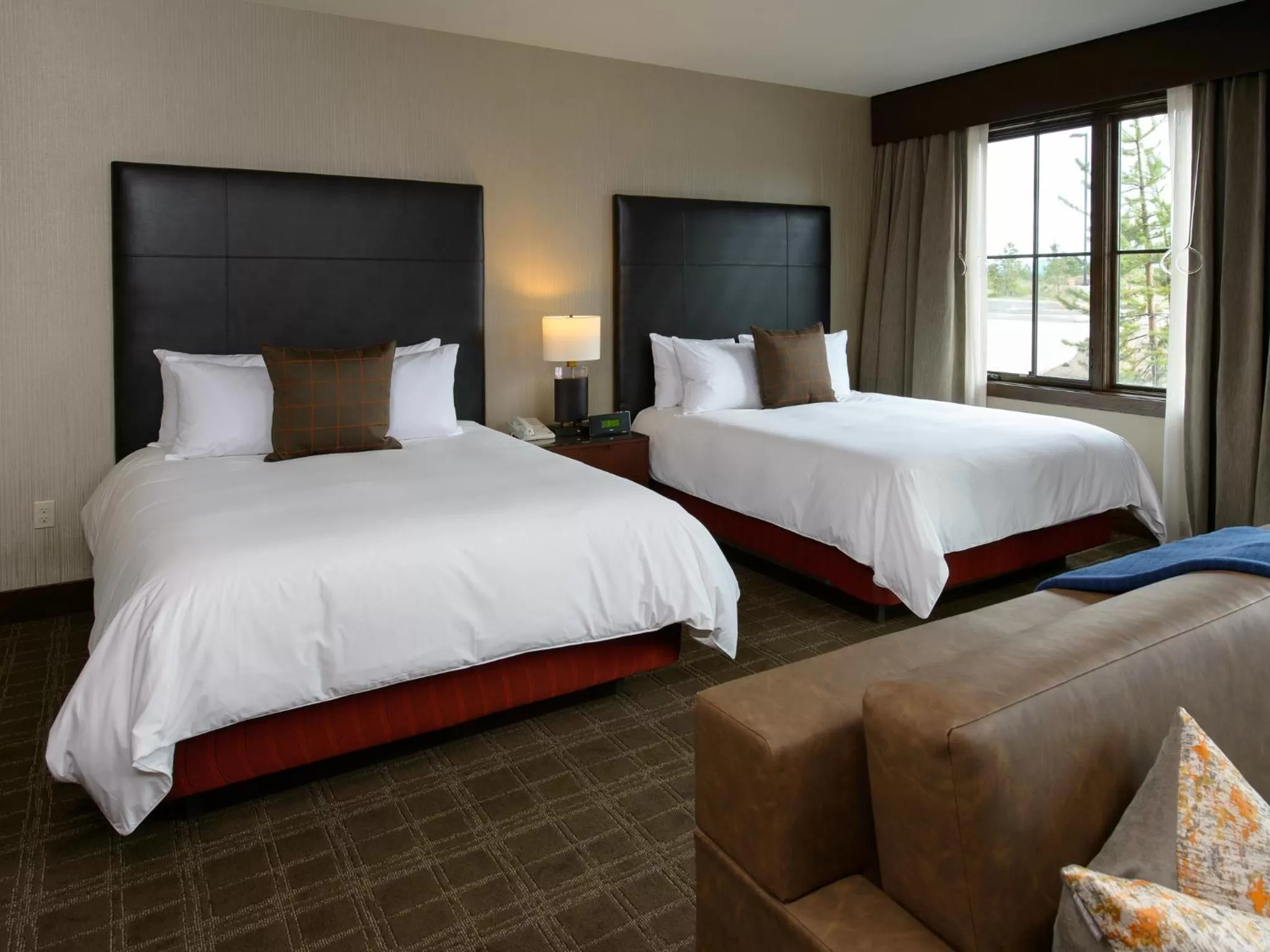 Queen Room with Two Queen Beds with Southern View - Disability Access in Tetherow Hotel