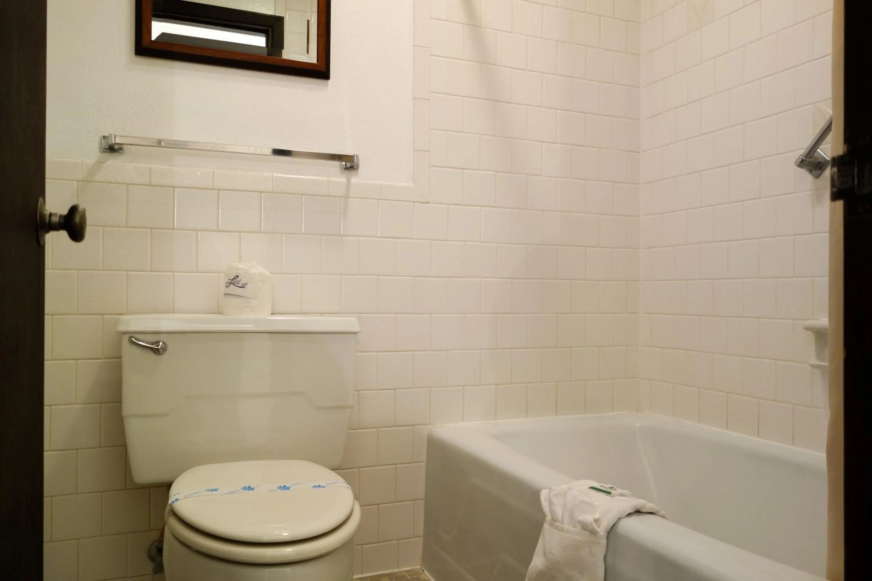 King Room - Non-Smoking in Cabana Inn - Boise