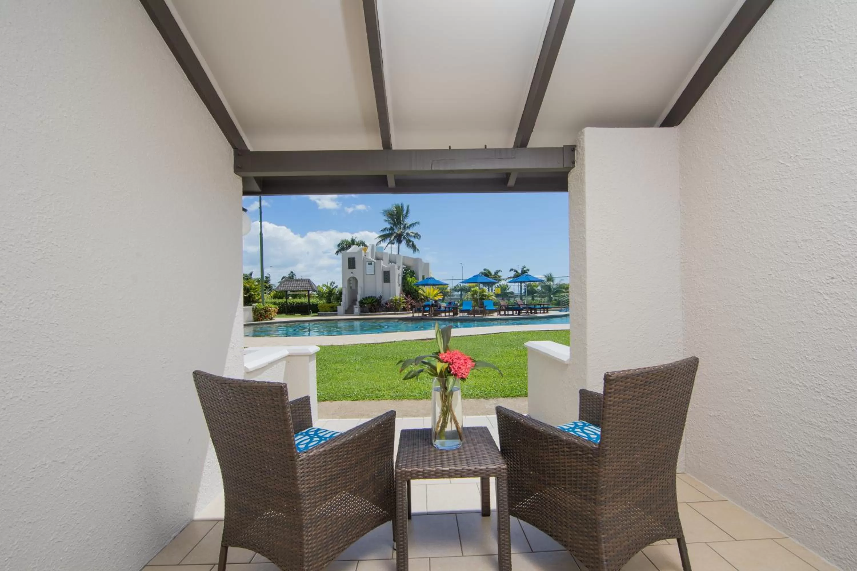 Deluxe Pool View Room in Fiji Gateway Hotel