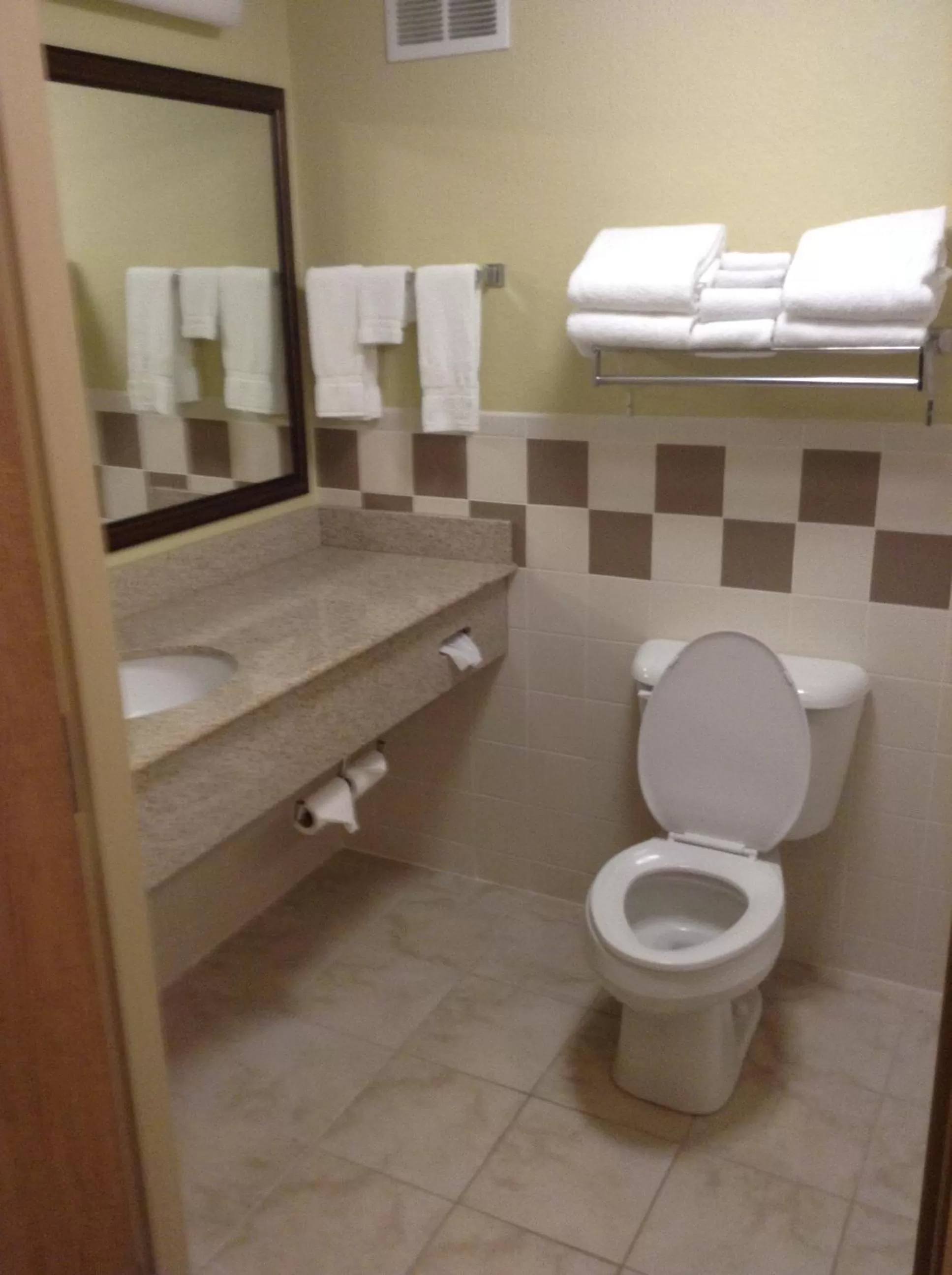 King Studio Suite - Non-Smoking in AmericInn by Wyndham Newton