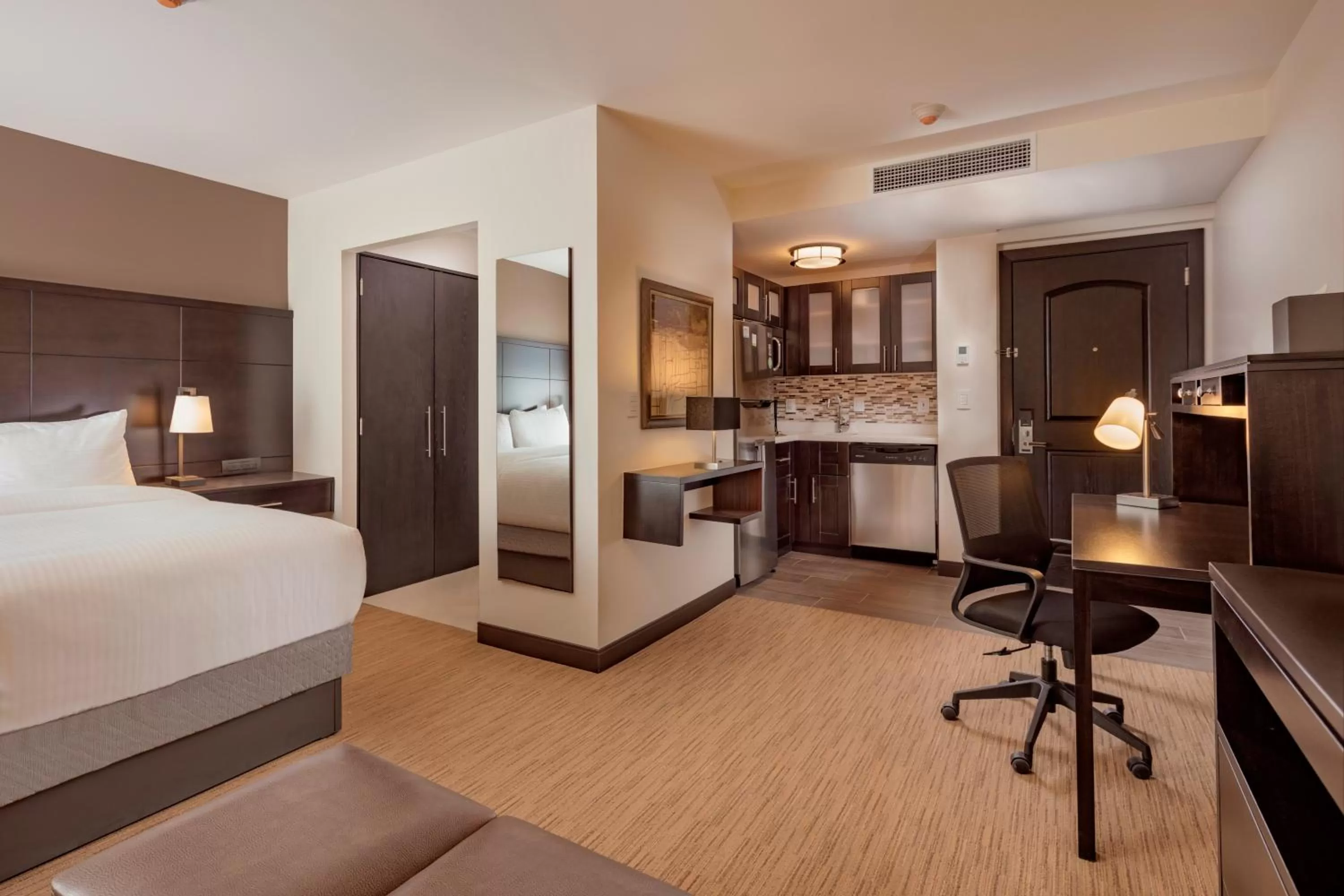 Standard Room in Staybridge Suites - Irapuato, an IHG Hotel