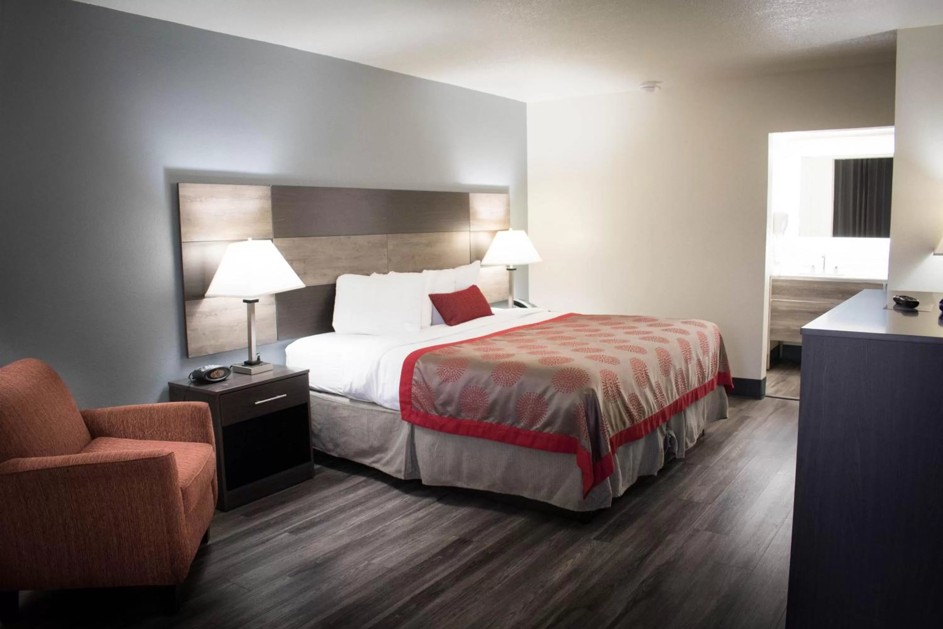 King Room - Mobility Access/Non-Smoking in Ramada by Wyndham North Platte