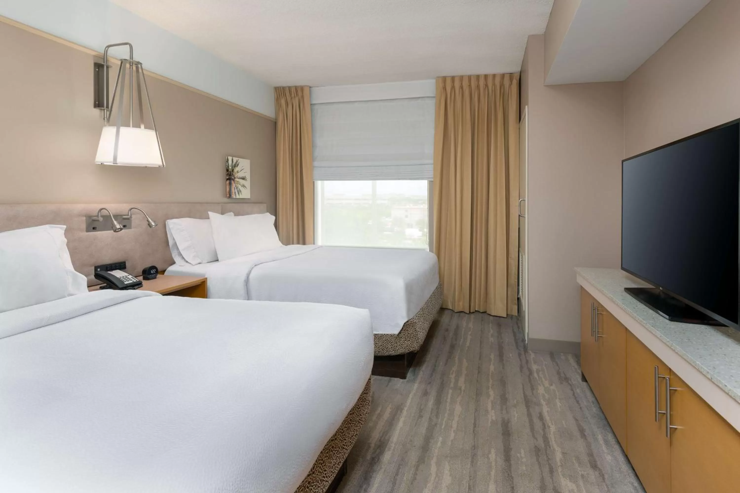 One-Bedroom Suite with 2 Double Beds in Hilton Garden Inn Ft. Lauderdale SW/Miramar