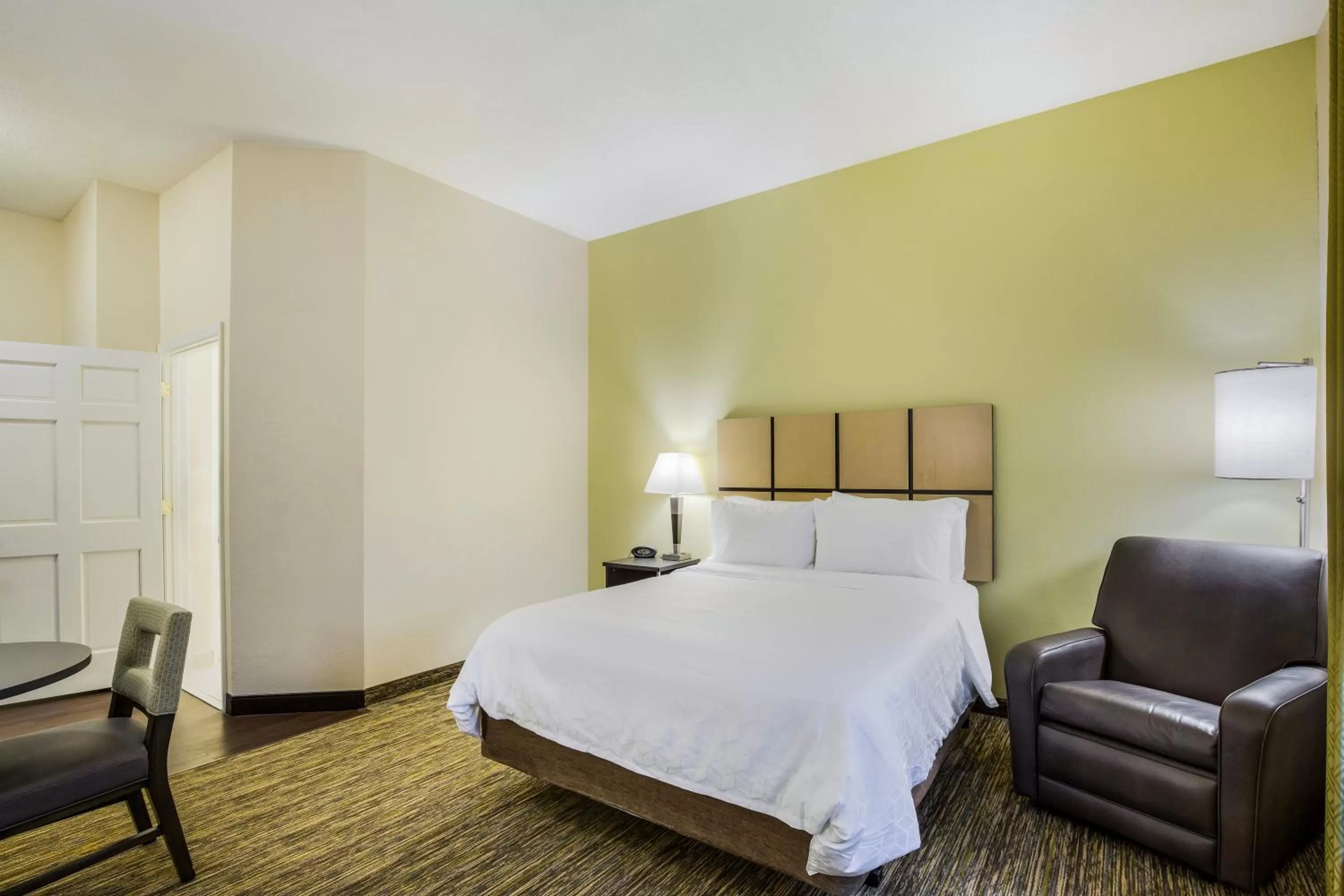 One-Bedroom King Suite - Disability Access in Candlewood Suites Virginia Beach Town Center by IHG