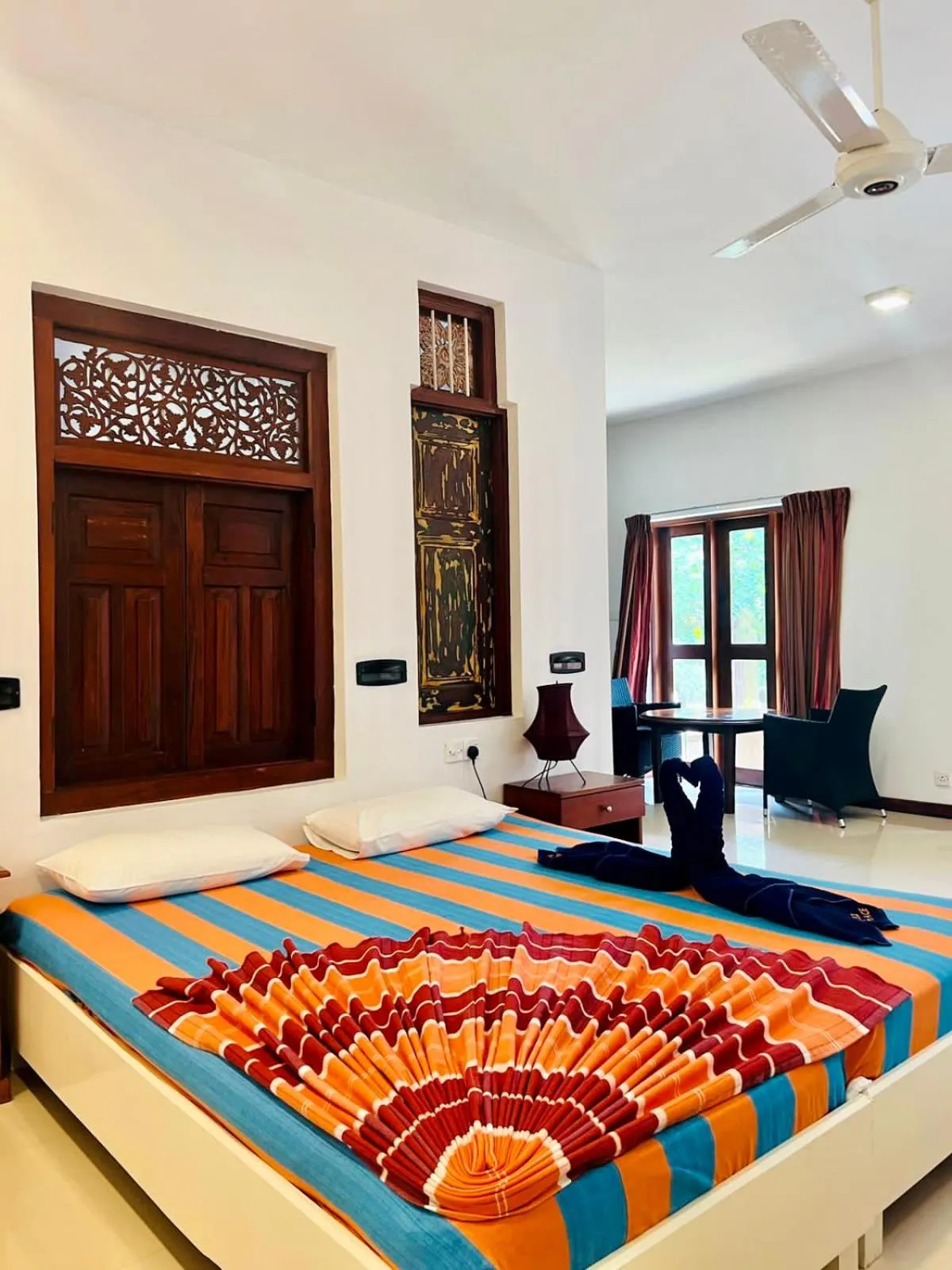 Deluxe Double  Room With Free Airport Pick up - single occupancy in Gomez Place