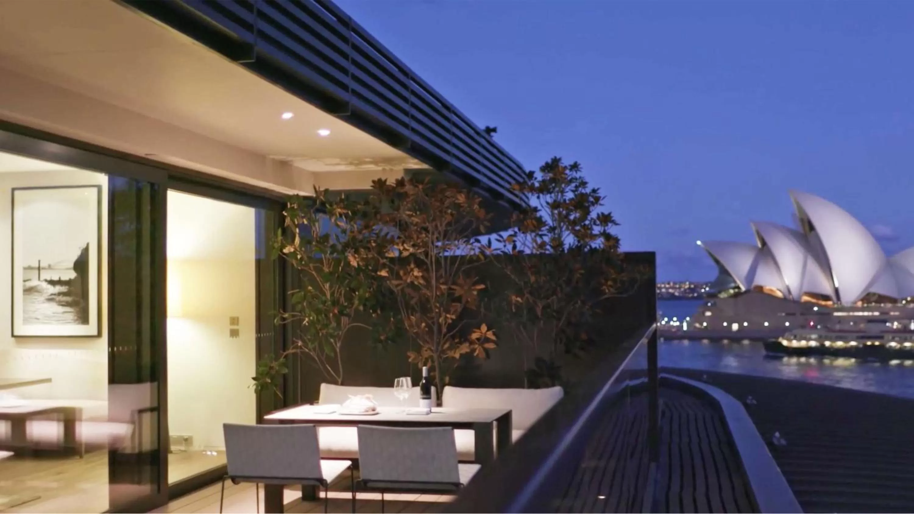 Photo of the whole room in Park Hyatt Sydney
