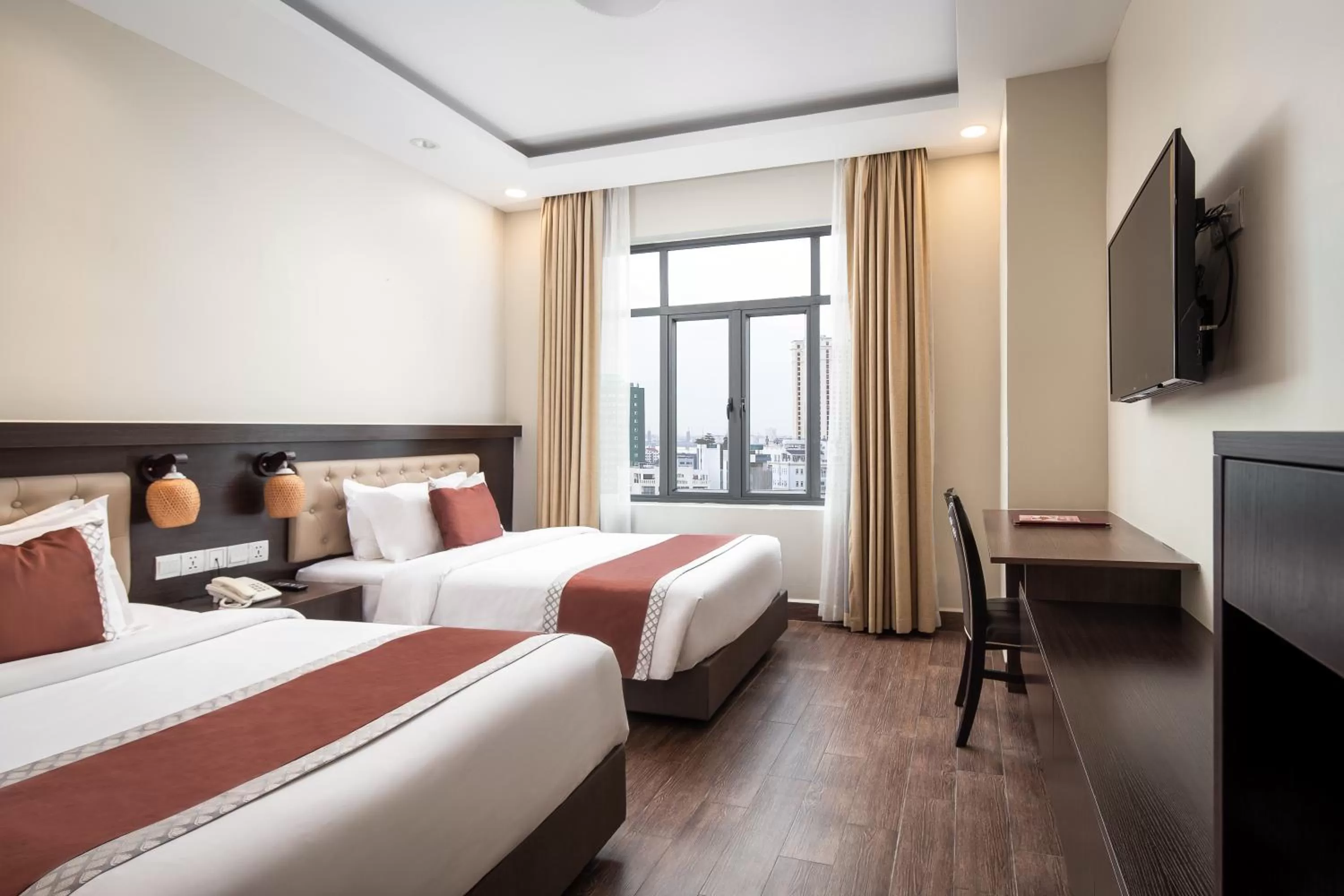 Deluxe Twin Room in HM Grand Central Hotel