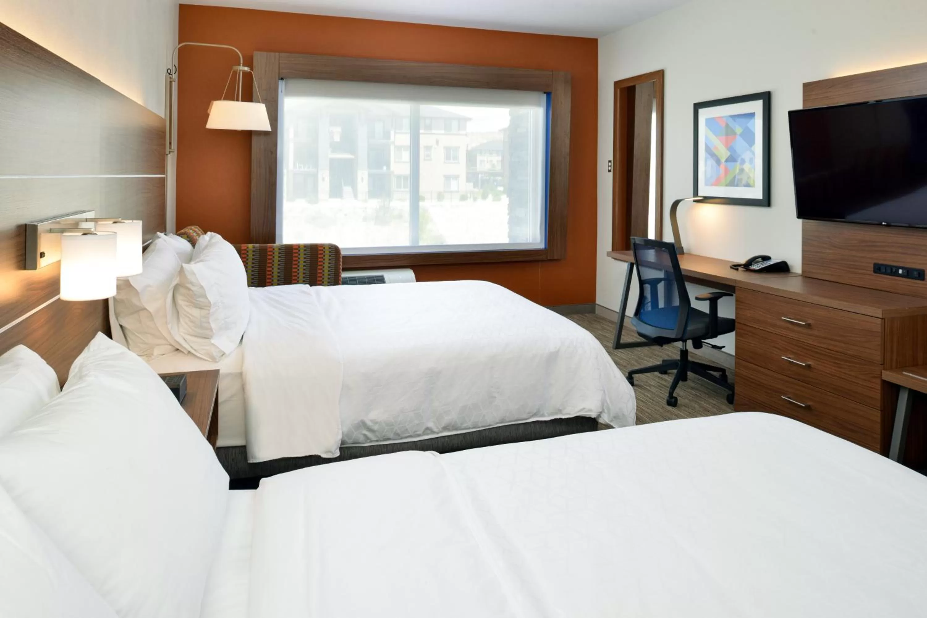 Standard Queen Room with Two Queen Beds in Holiday Inn Express & Suites - Elko by IHG
