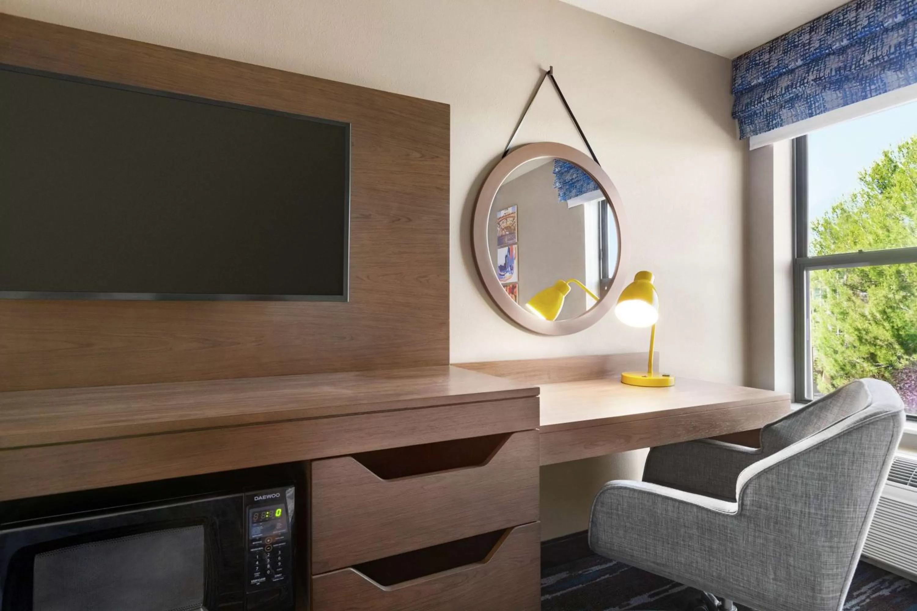 Room with Two Queen Beds - Non-Smoking in Hampton Inn Sacramento/Rancho Cordova