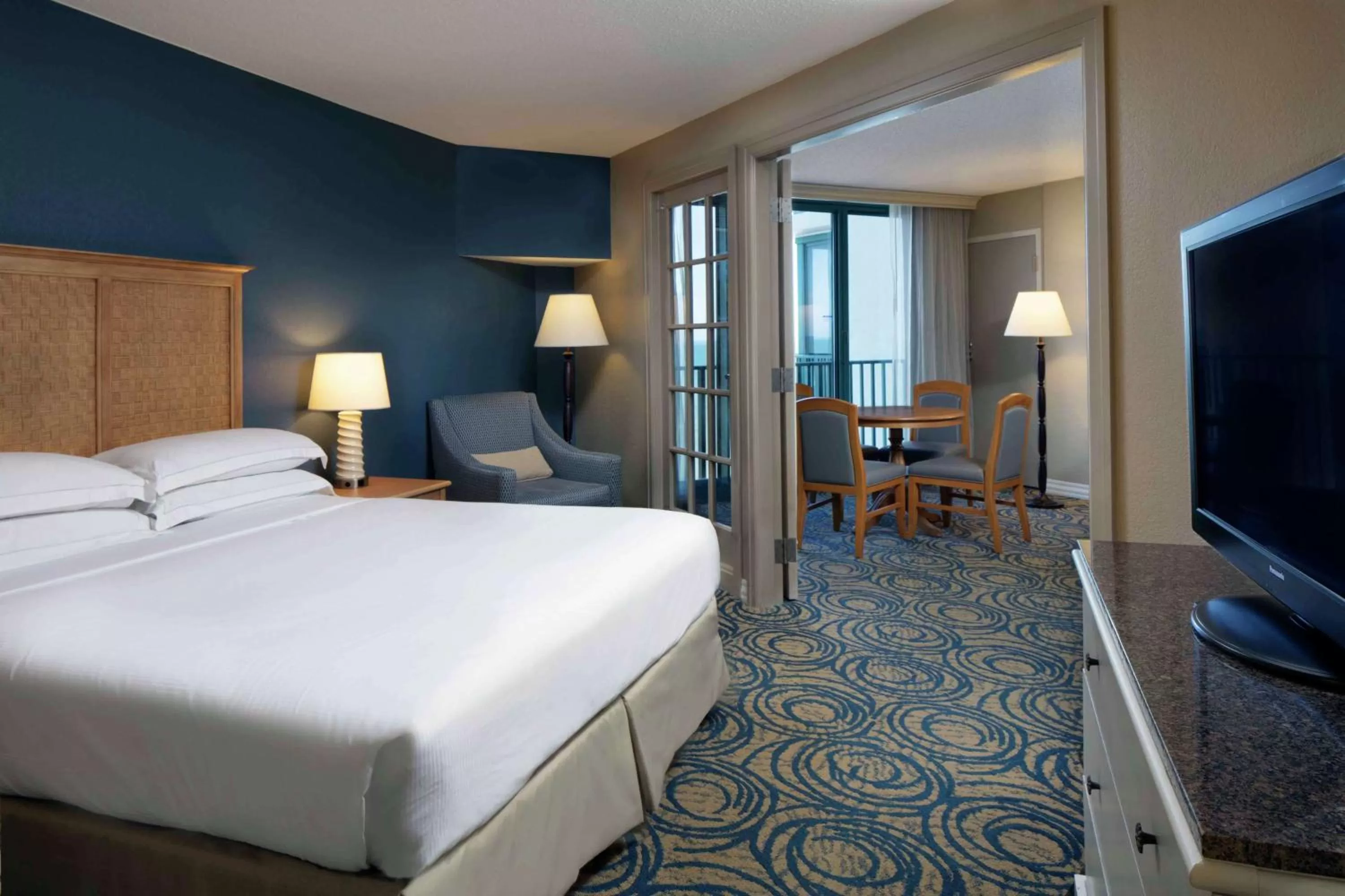 Oceanfront Junior King Suite - single occupancy in Hilton Daytona Beach Resort