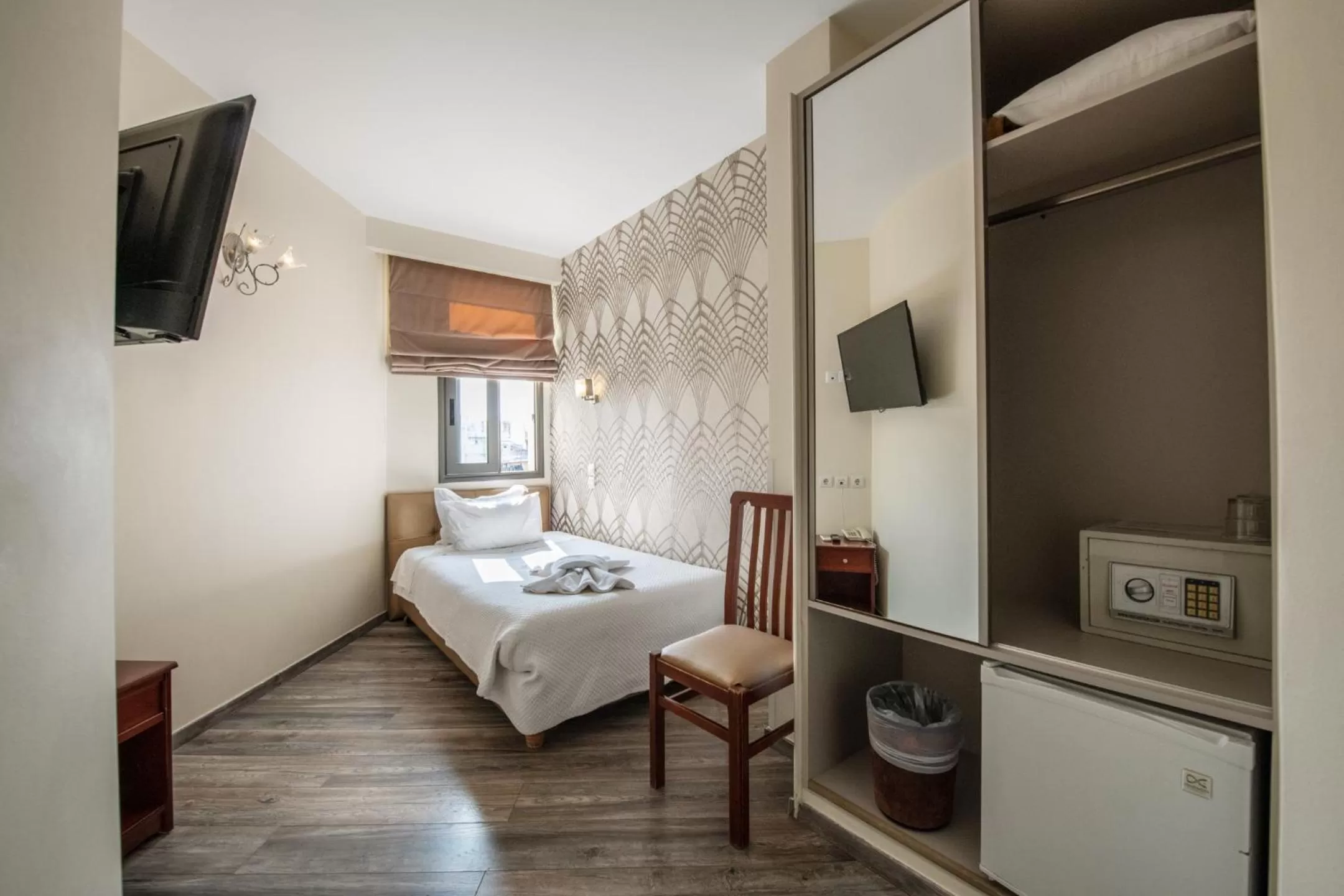 Single Room in Athens Golden City Hotel