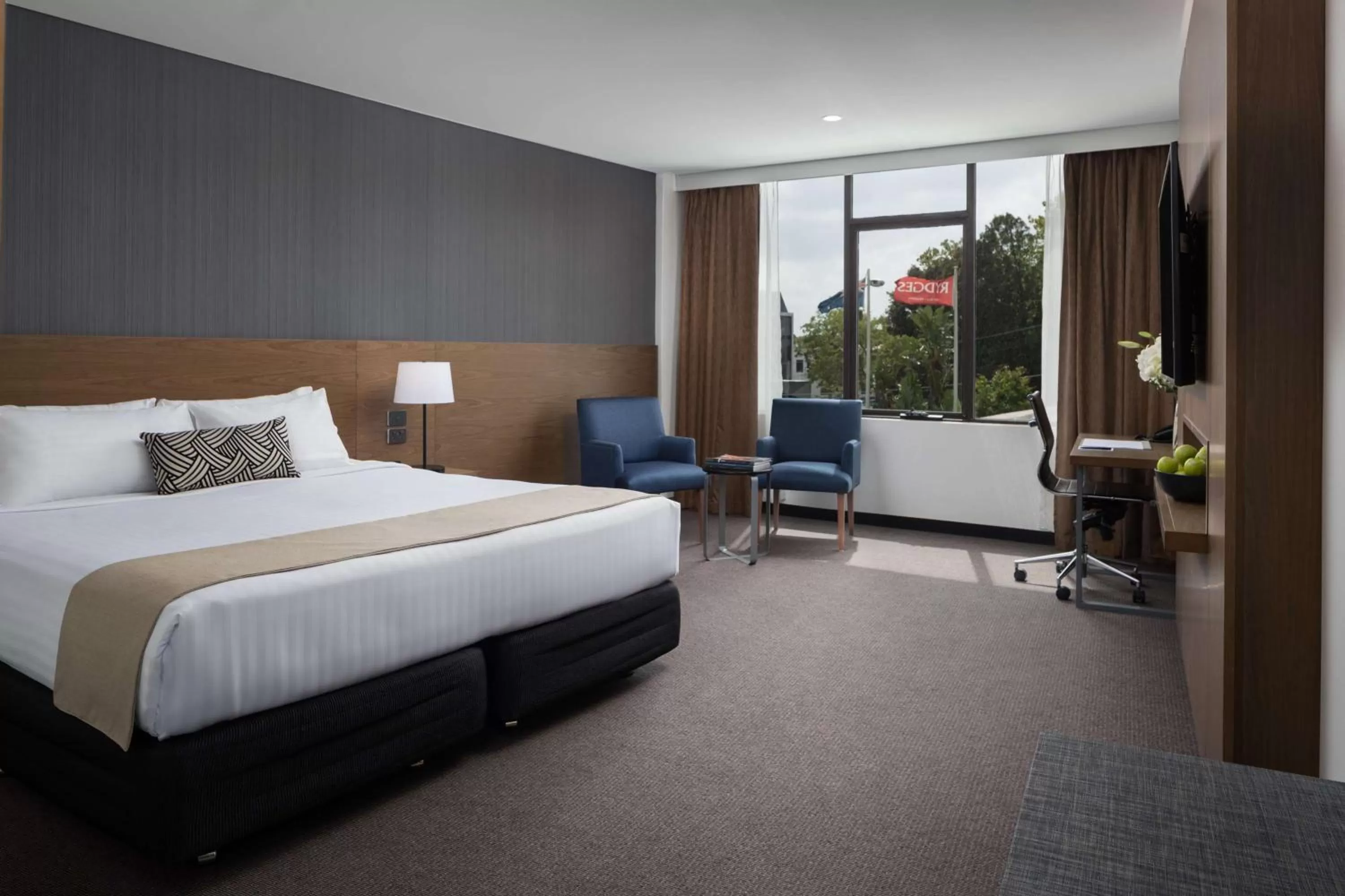 King Room - Disability Access in Rydges Camperdown