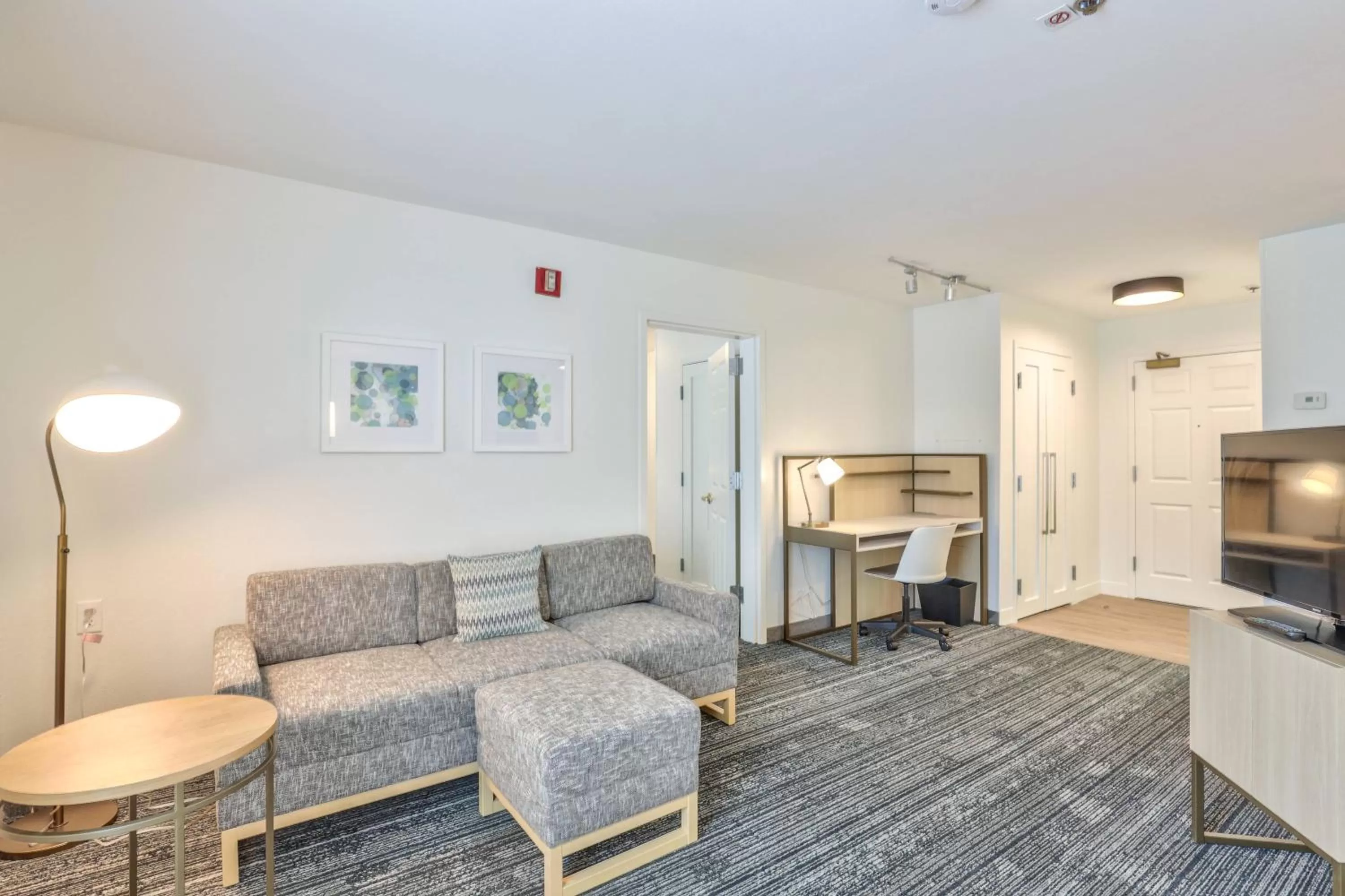 One-Bedroom Queen Suite with Sofa Bed in TownePlace Suites Tallahassee North/Capital Circle