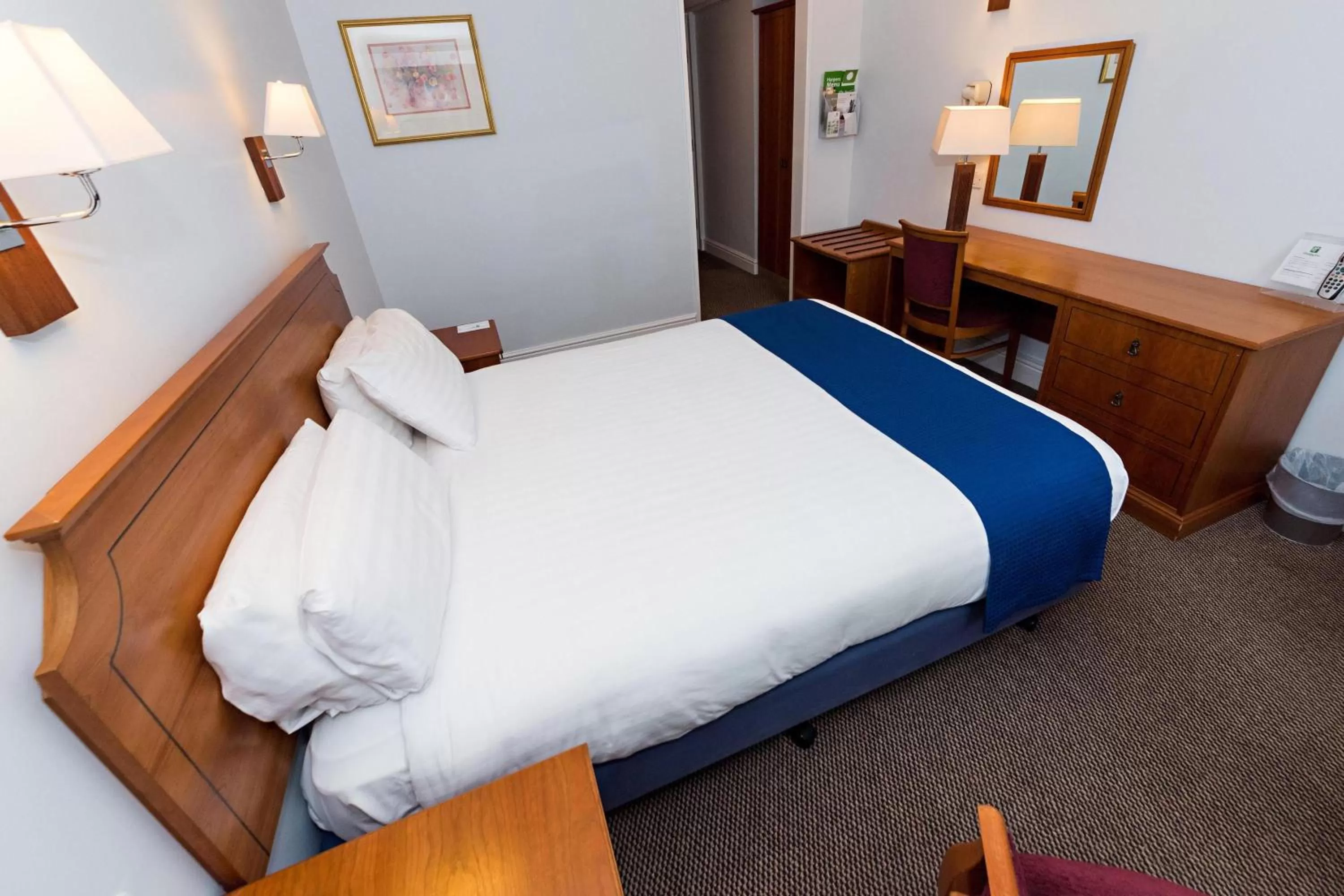 Standard Room in Holiday Inn Newport by IHG