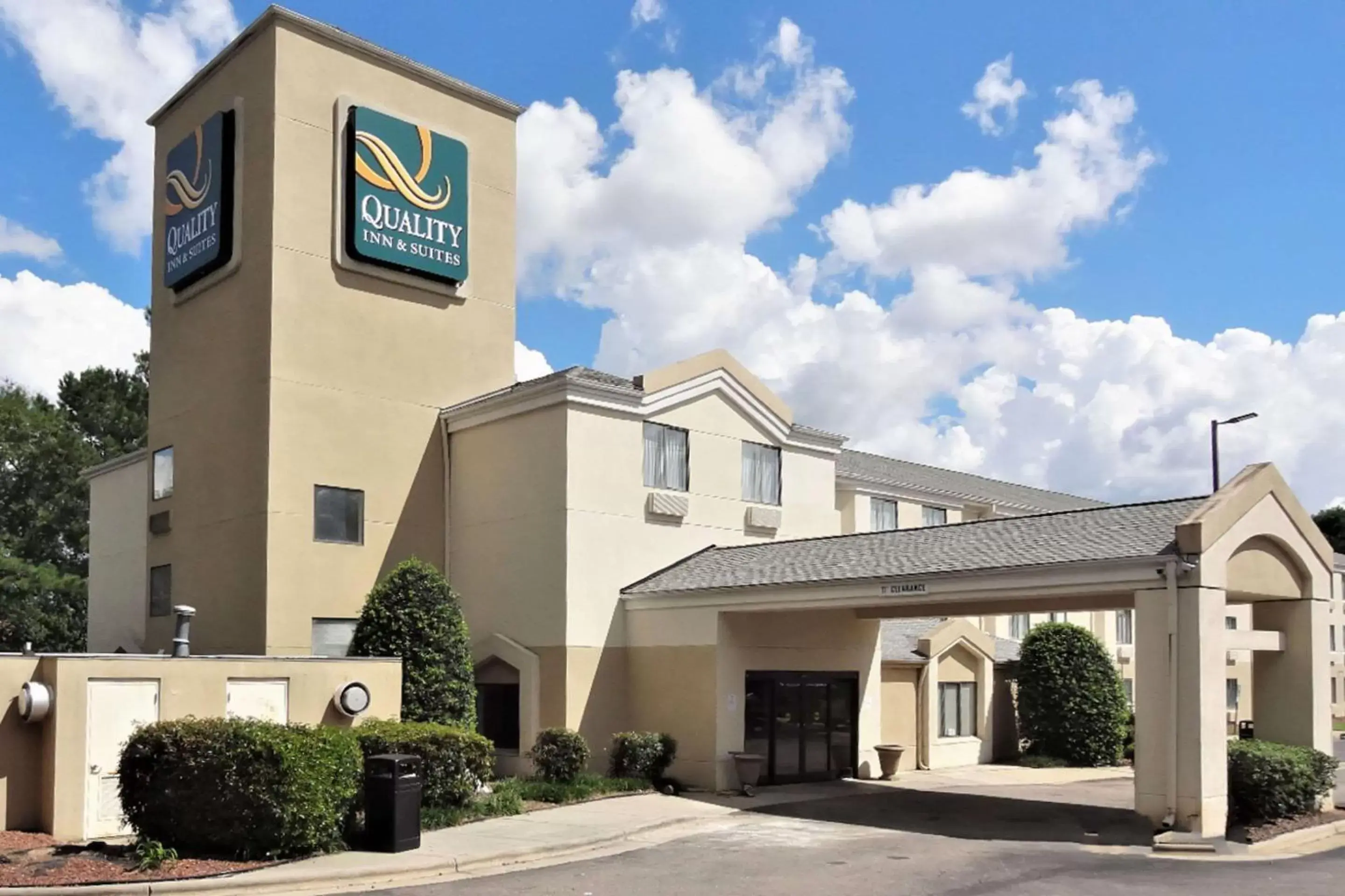 Quality Inn & Suites Raleigh North Quality Inn & Suites Raleigh North