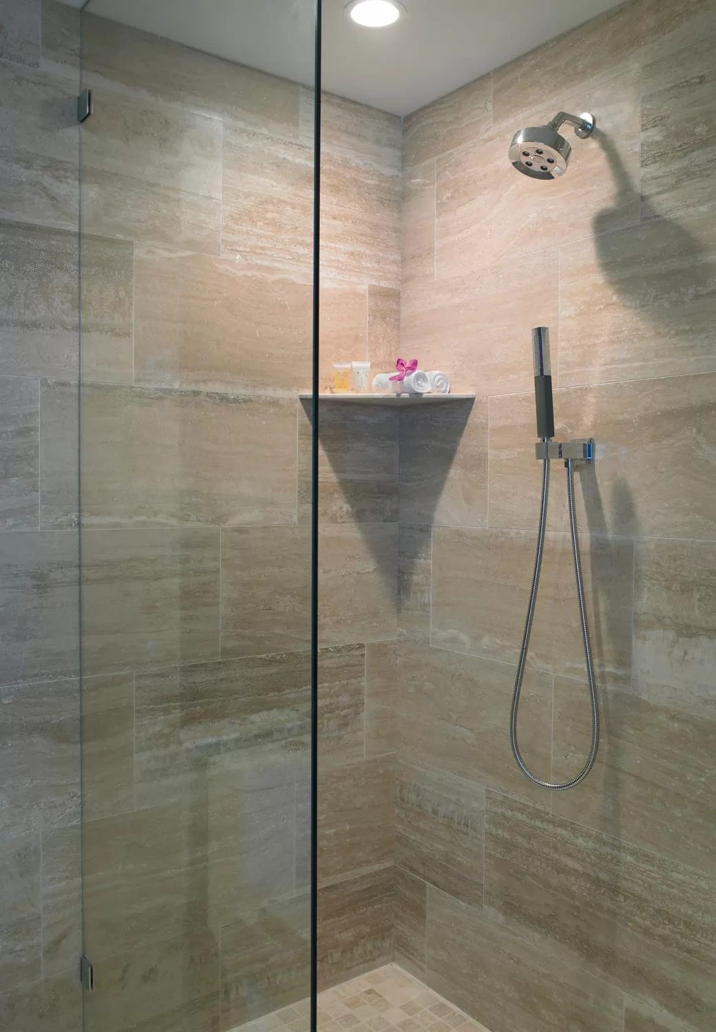 King Suite with Partial Ocean View in Grand Beach Hotel Surfside