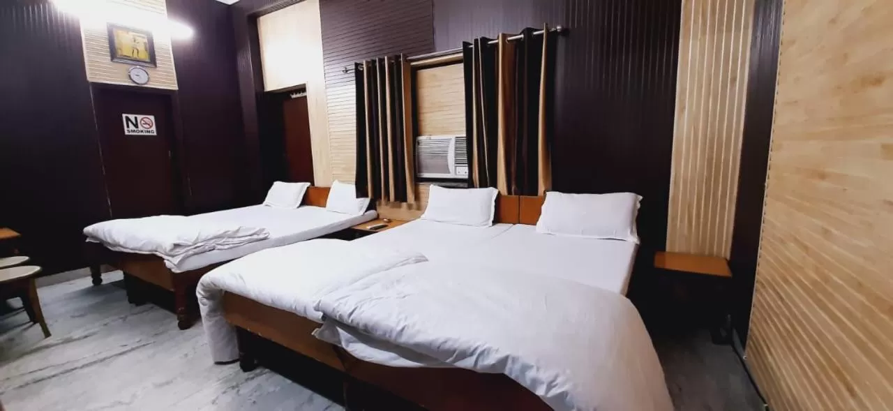 Deluxe Queen Room with Two Queen Beds in Gokul guest house