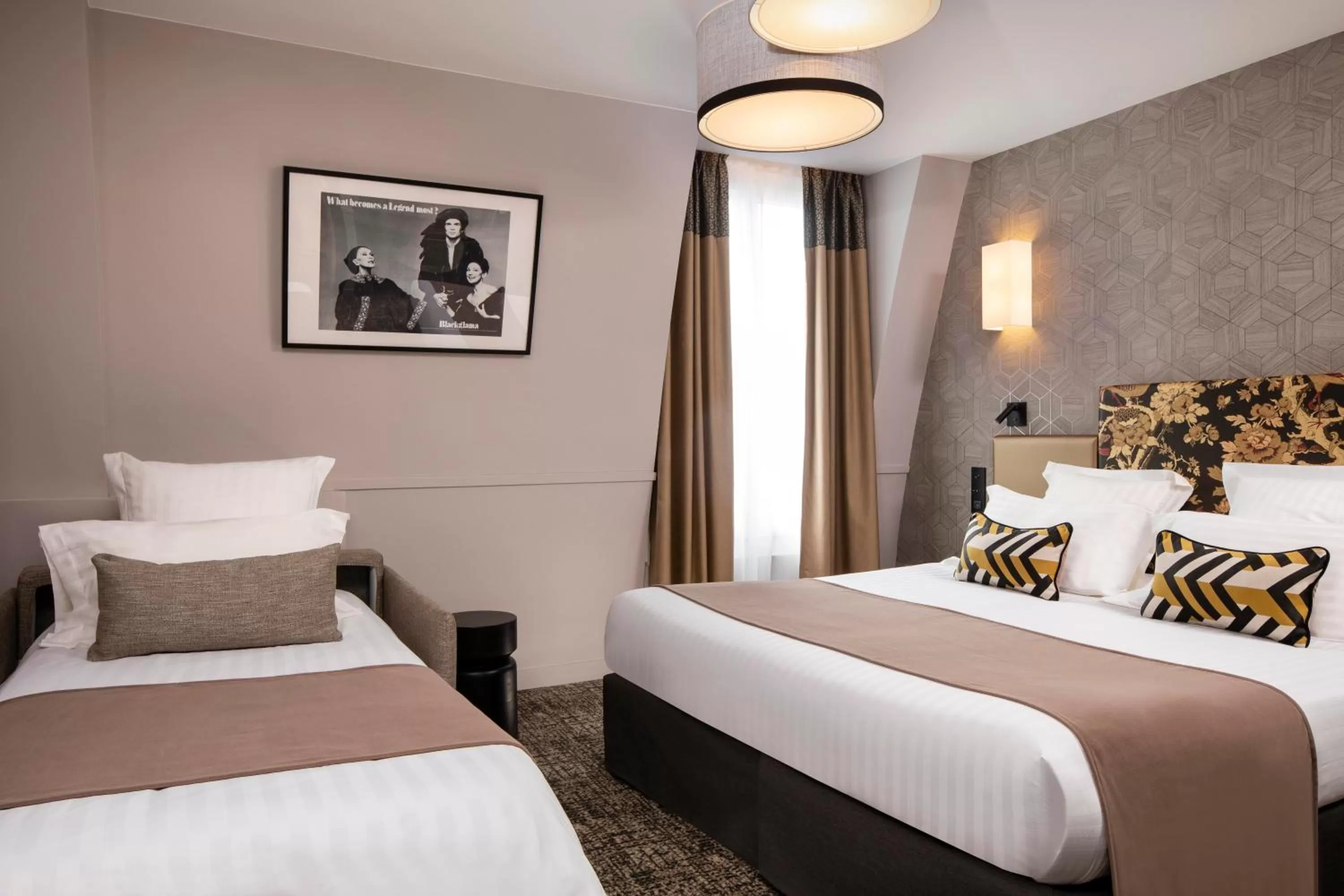 Triple Room in Daunou Opéra