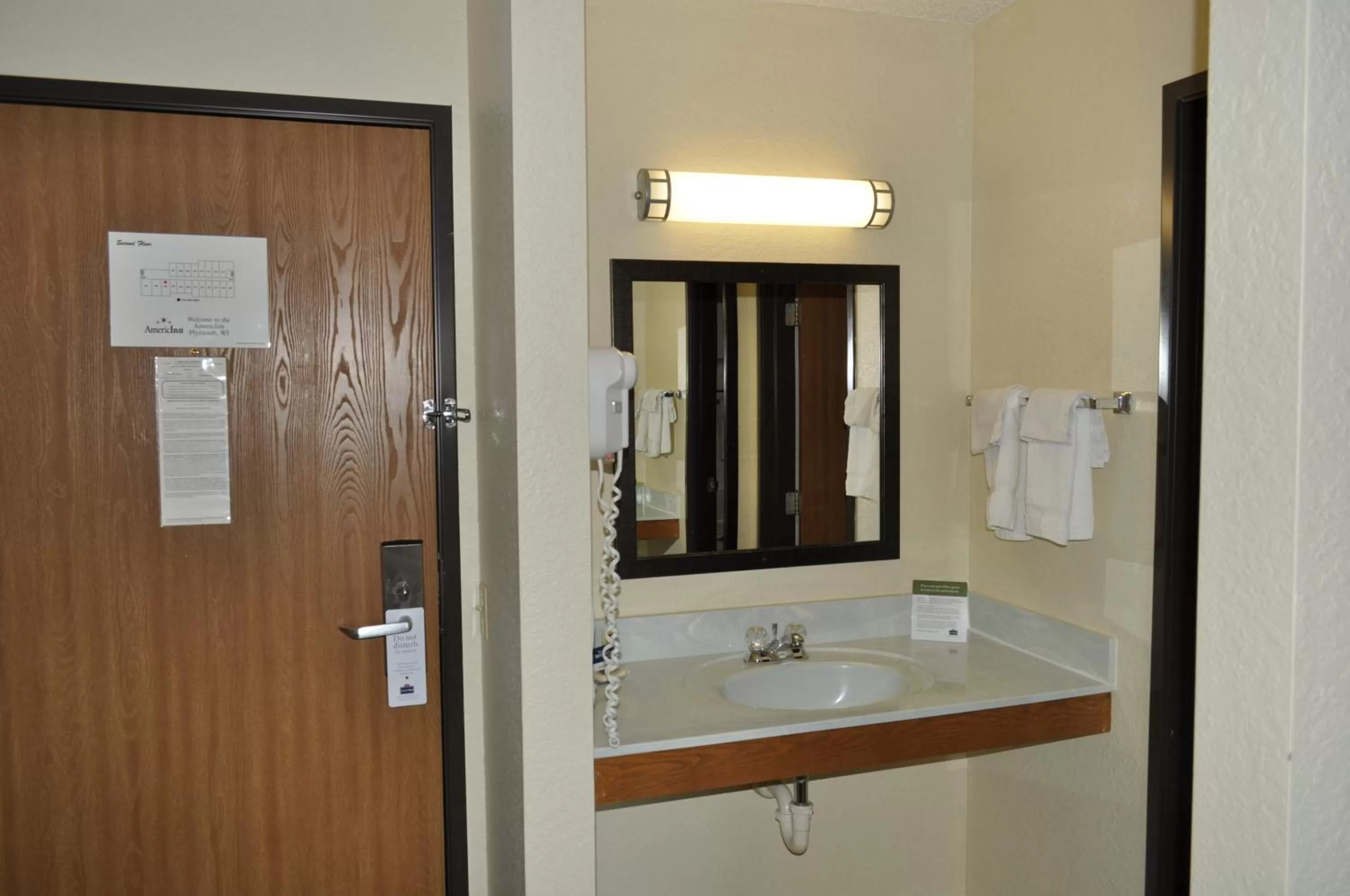 One-Bedroom King Suite - Non-Smoking in AmericInn by Wyndham Plymouth