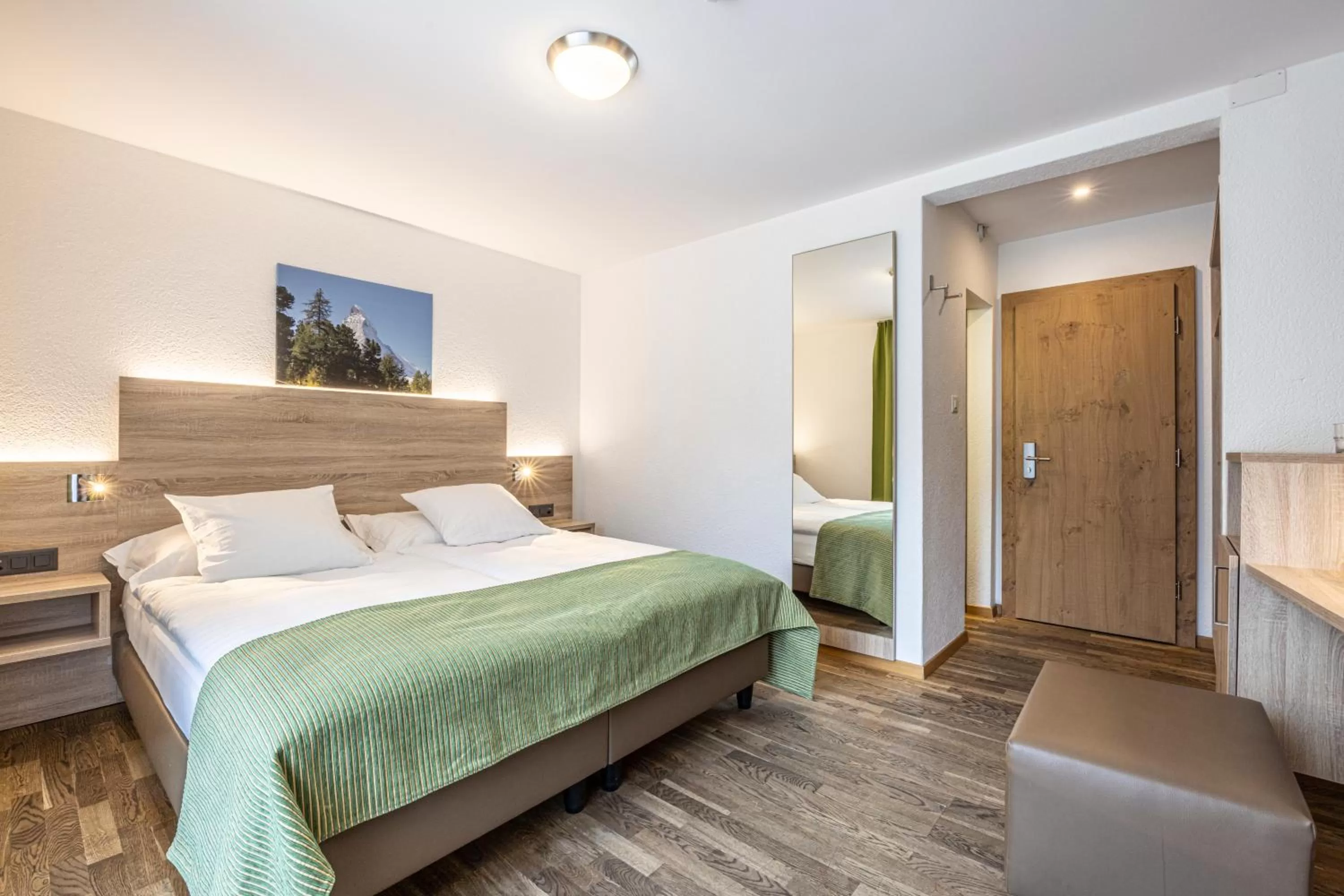 Small Double Room with Mountain View in Hotel Bristol