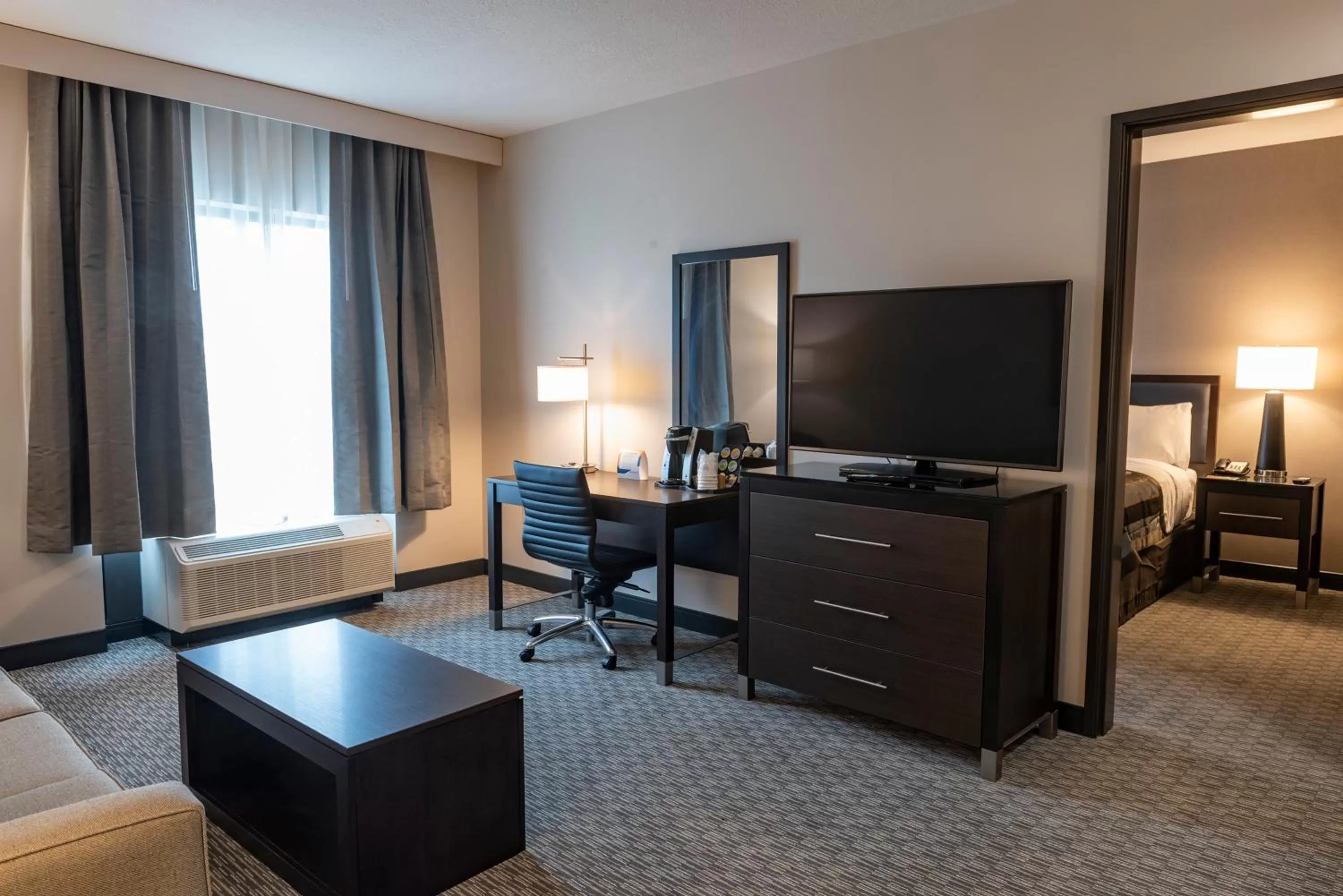One-Bedroom King Suite - Mobility Access/Non-Smoking  in Wingate by Wyndham Angola