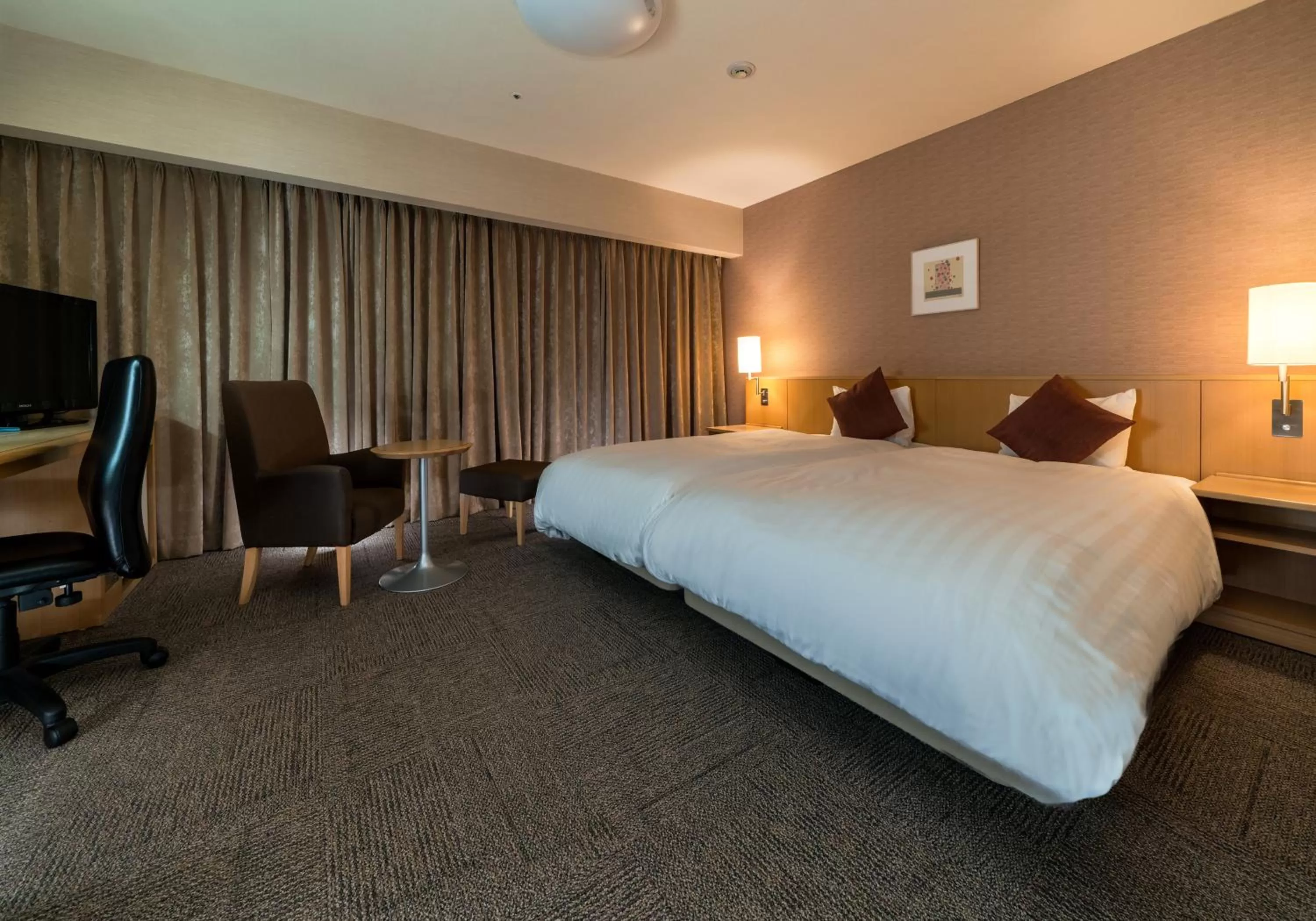 Hollywood Twin Room - Smoking in Daiwa Roynet Hotel Akita