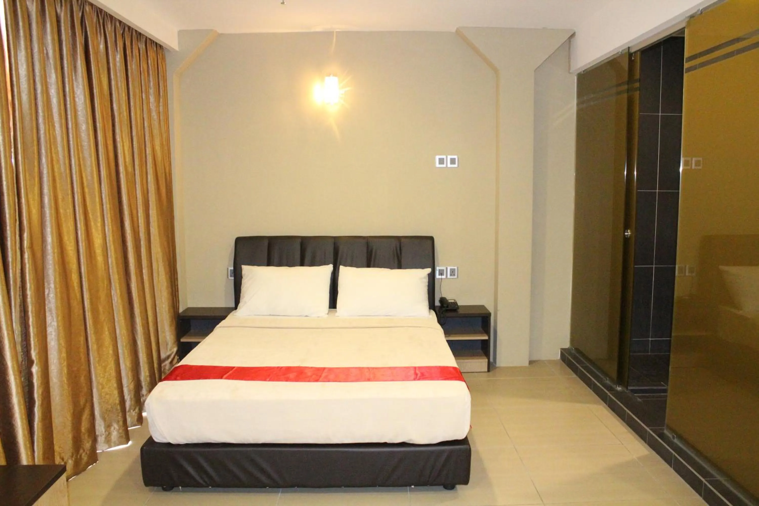 Deluxe Room in T Hotel Jalan Tar