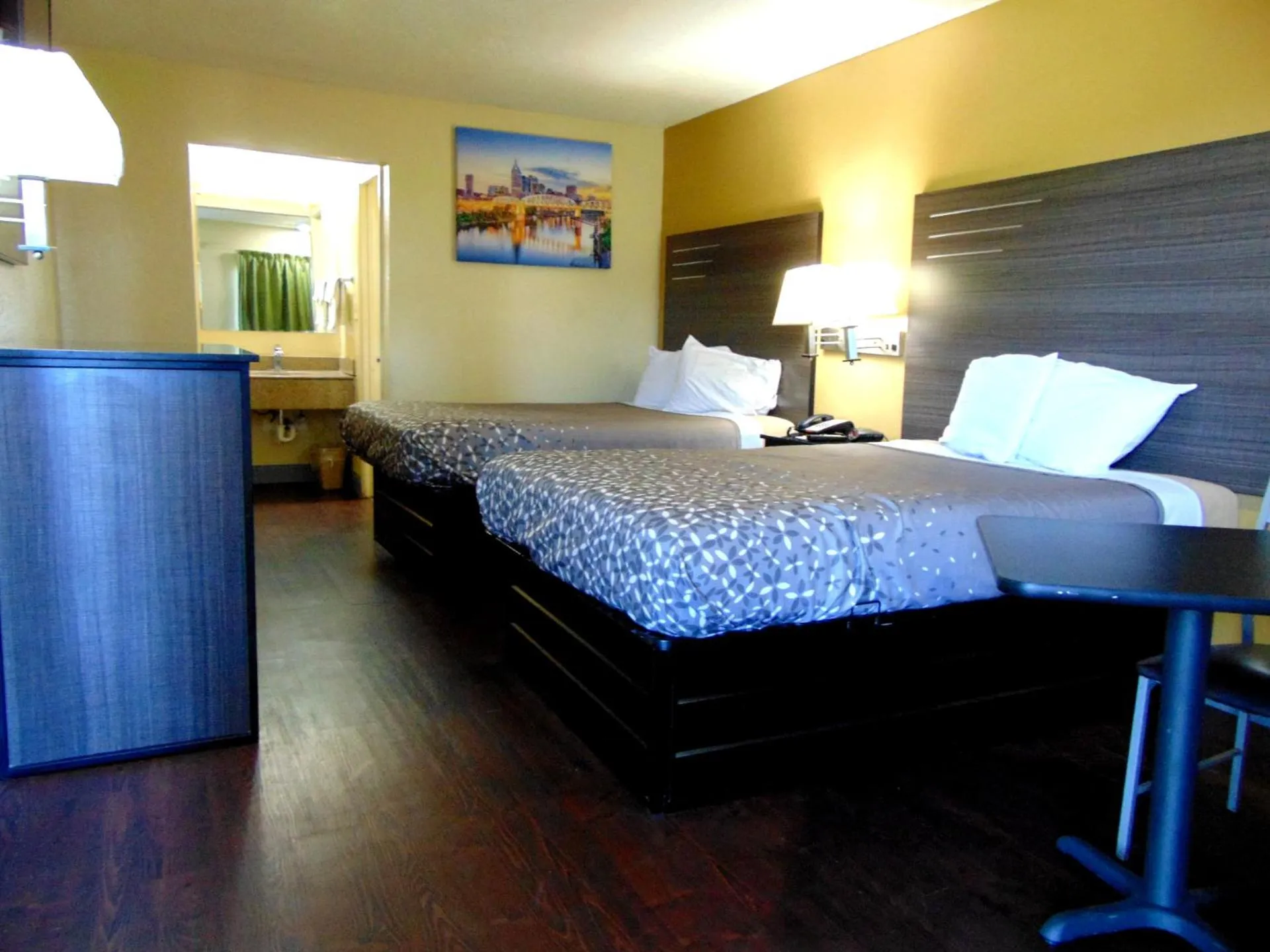 Double Room with Two Double Beds - Smoking in Knights Inn Antioch