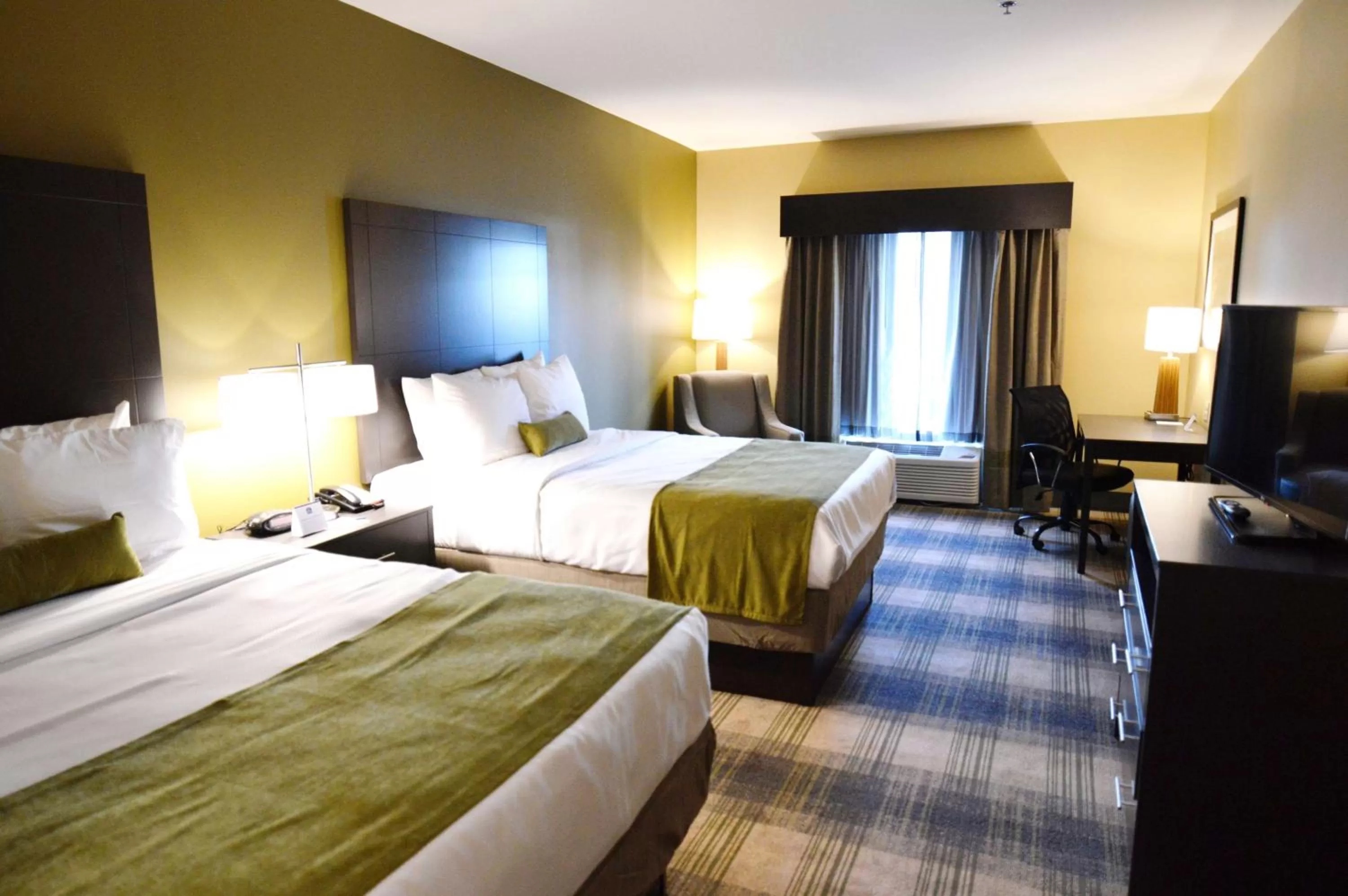 Queen Room with Two Queen Beds - Disability Access in Best Western Plus New Orleans Airport Hotel